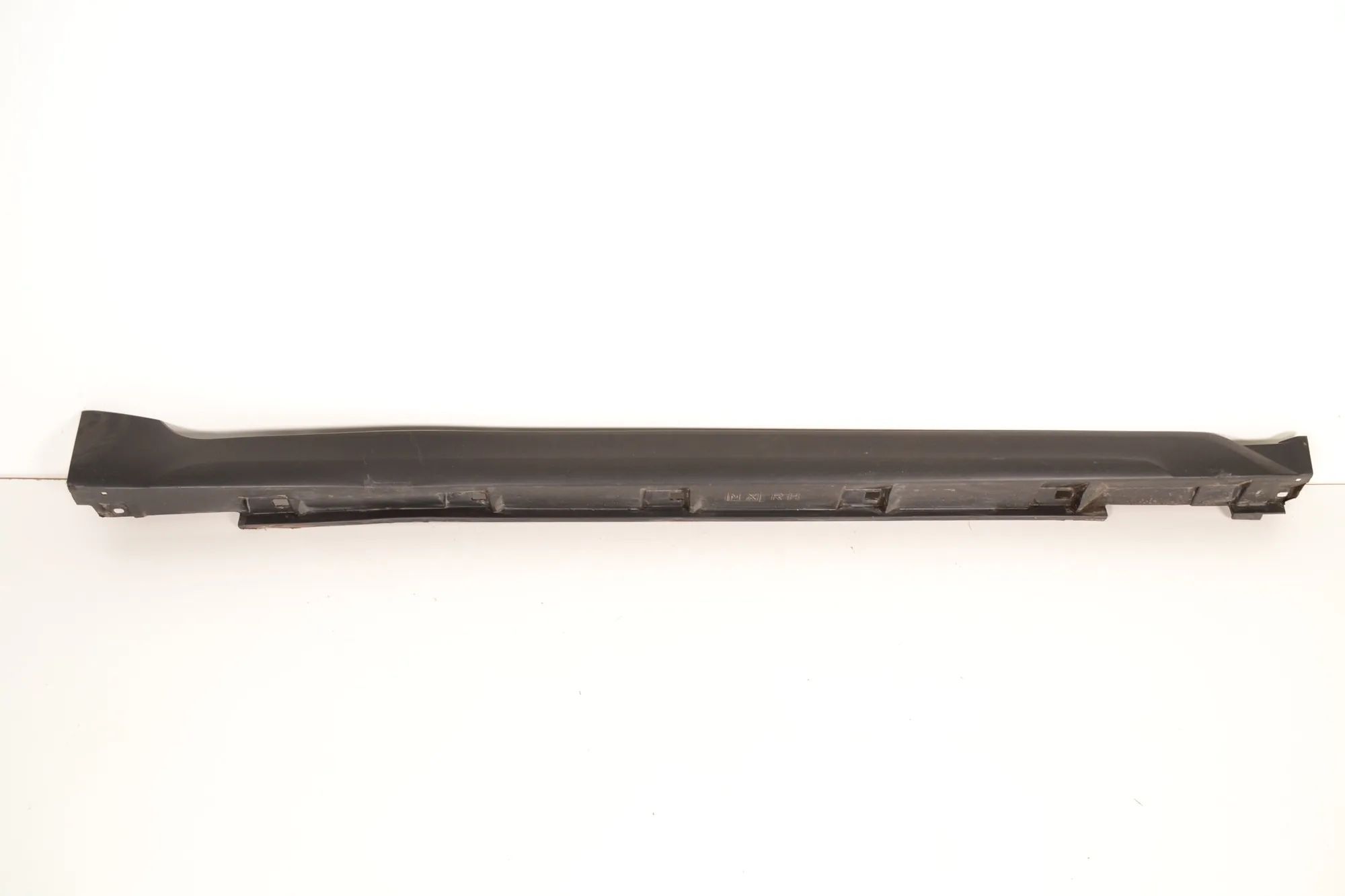 Subaru XV Right Side Plastic Sideskirt Cover Right Side Plastic Sideskirt Cover — SUBARU XV ...