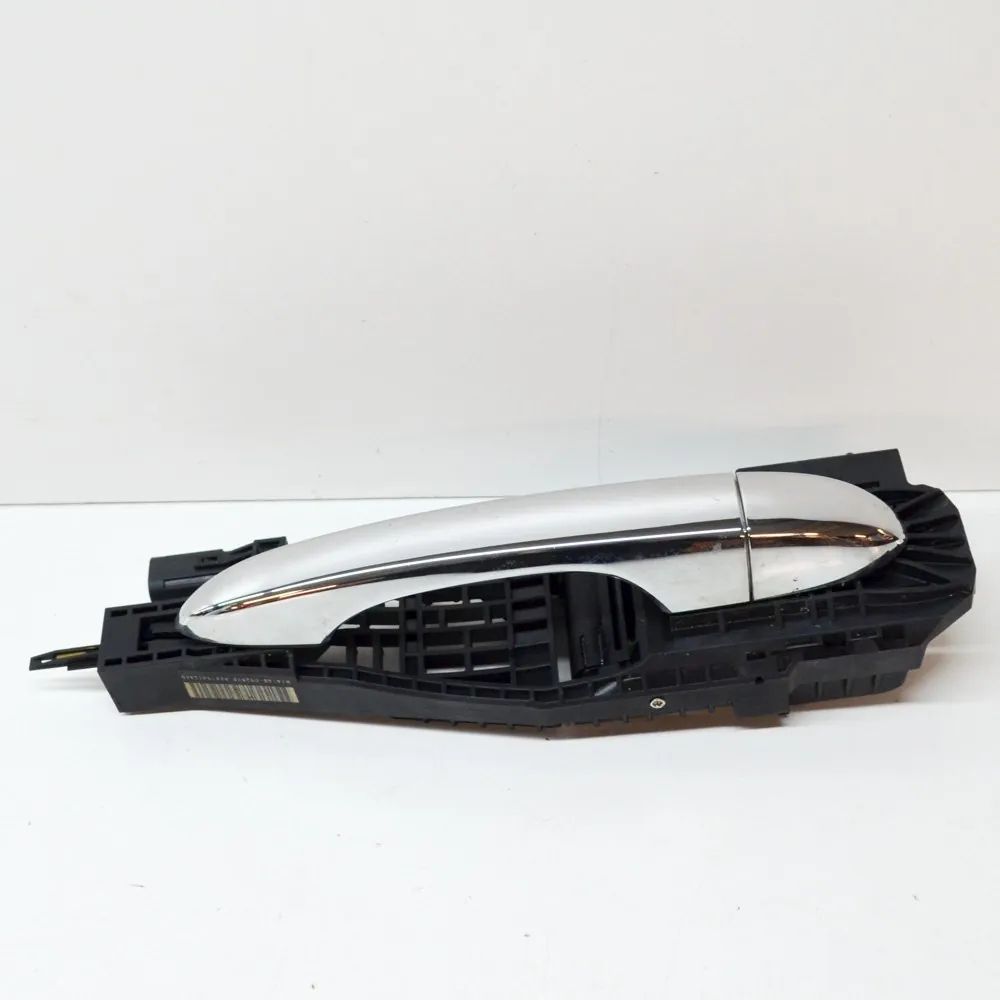 Maserati Ghibli Exterior door handle — rear right Exterior door handle — rear right — MASERATI GH...
