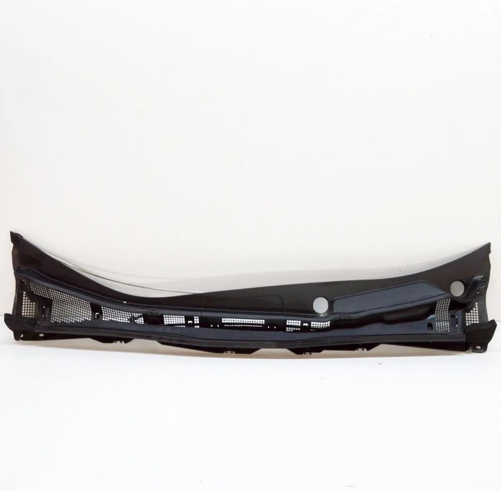 Nissan Leaf Front Wiper Cowl Trim Front Wiper Cowl Trim — NISSAN LEAF (ZE1) (2017...