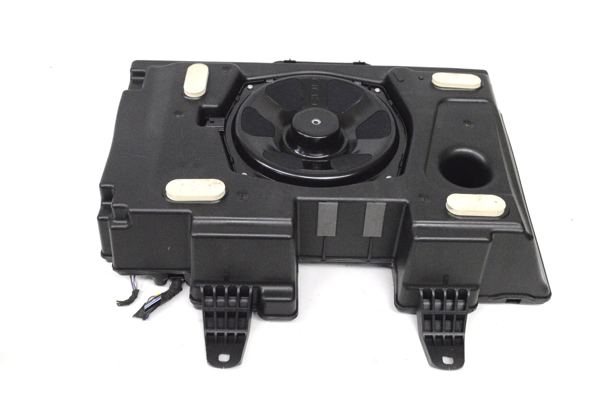 Land Rover Range Rover Evoque Subwoofer Subwoofer — LAND ROVER RANGE ROVER EVOQUE (L538...