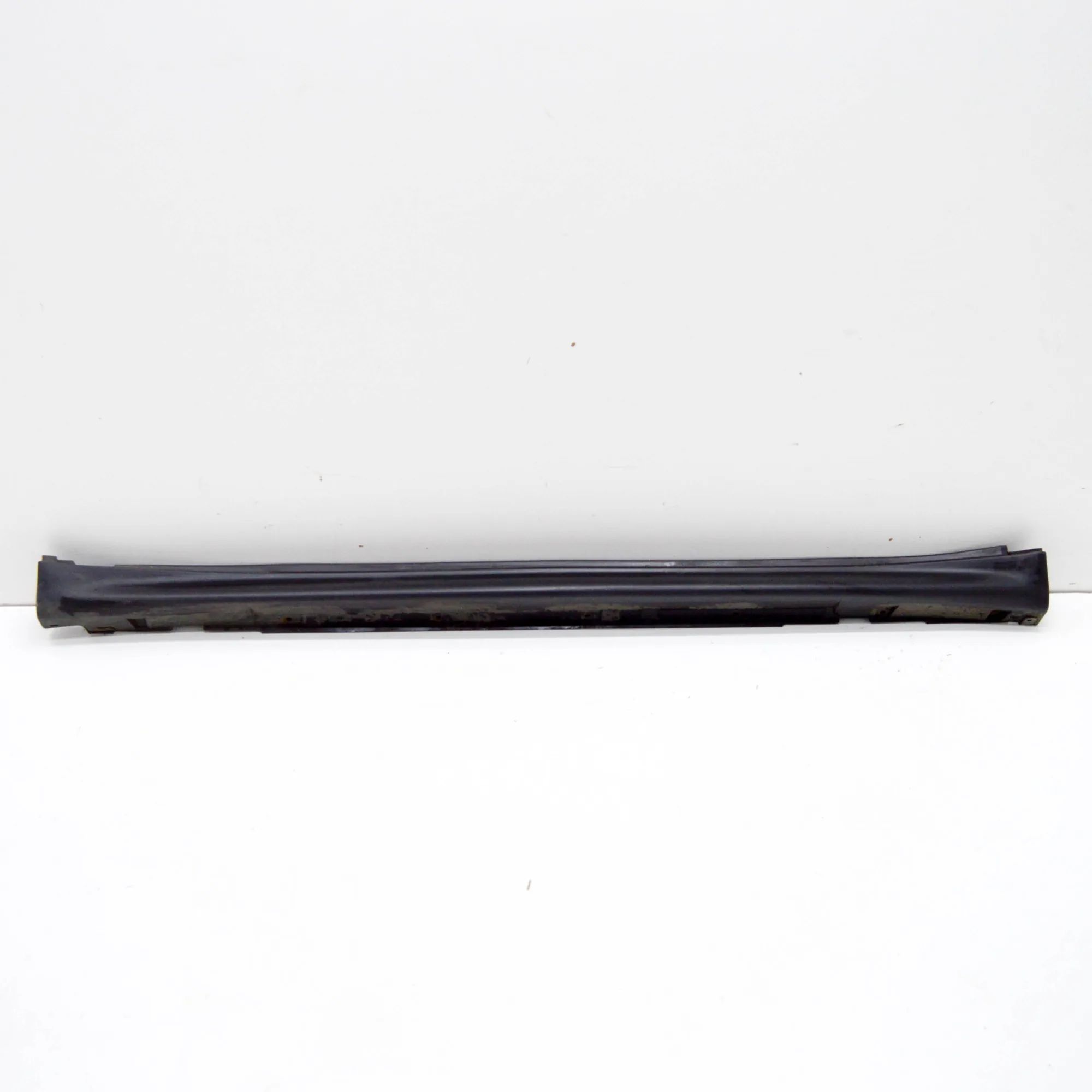 Nissan Juke Left Side Plastic Sideskirt Cover Left Side Plastic Sideskirt Cover — NISSAN JUKE...