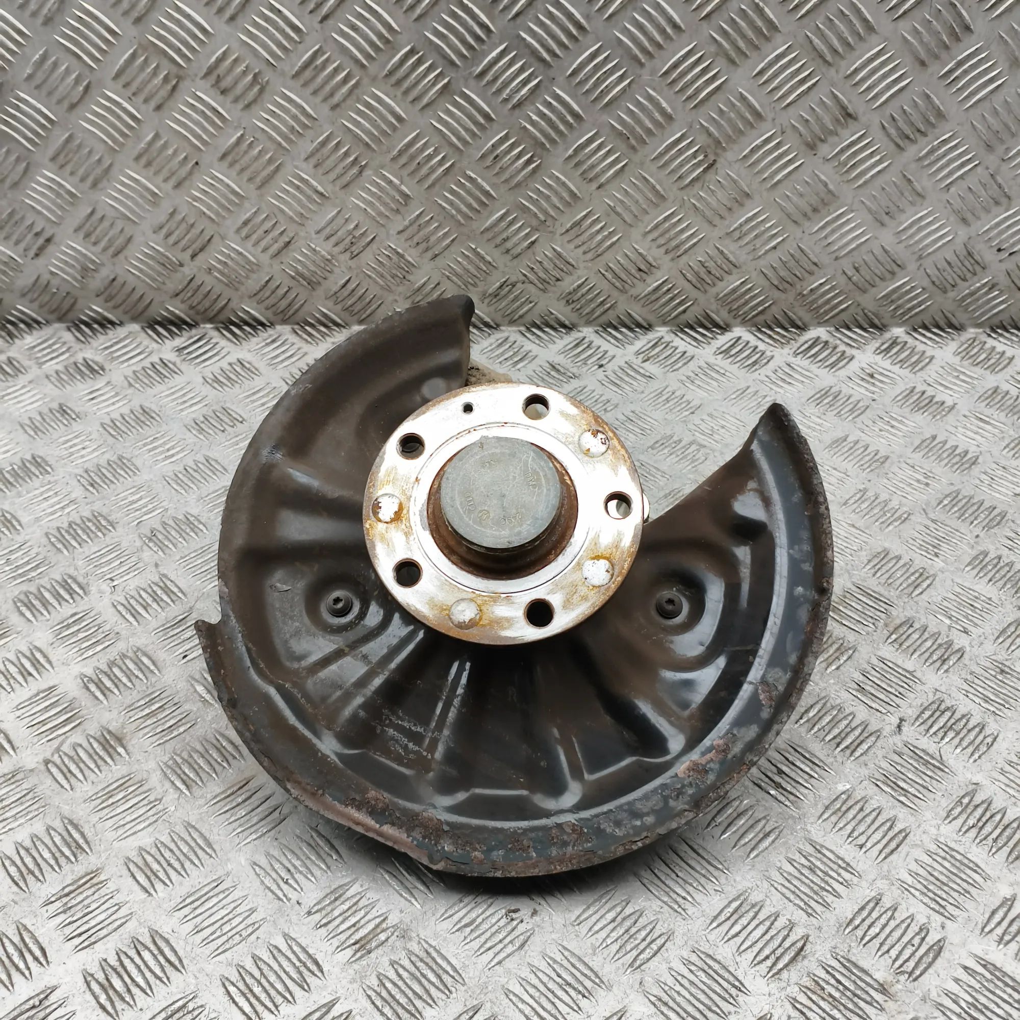 Audi Q3 (F3) Rear Left Wheel Hub Spindle Rear Left Wheel Hub Spindle — AUDI Q3 (F3) (201...