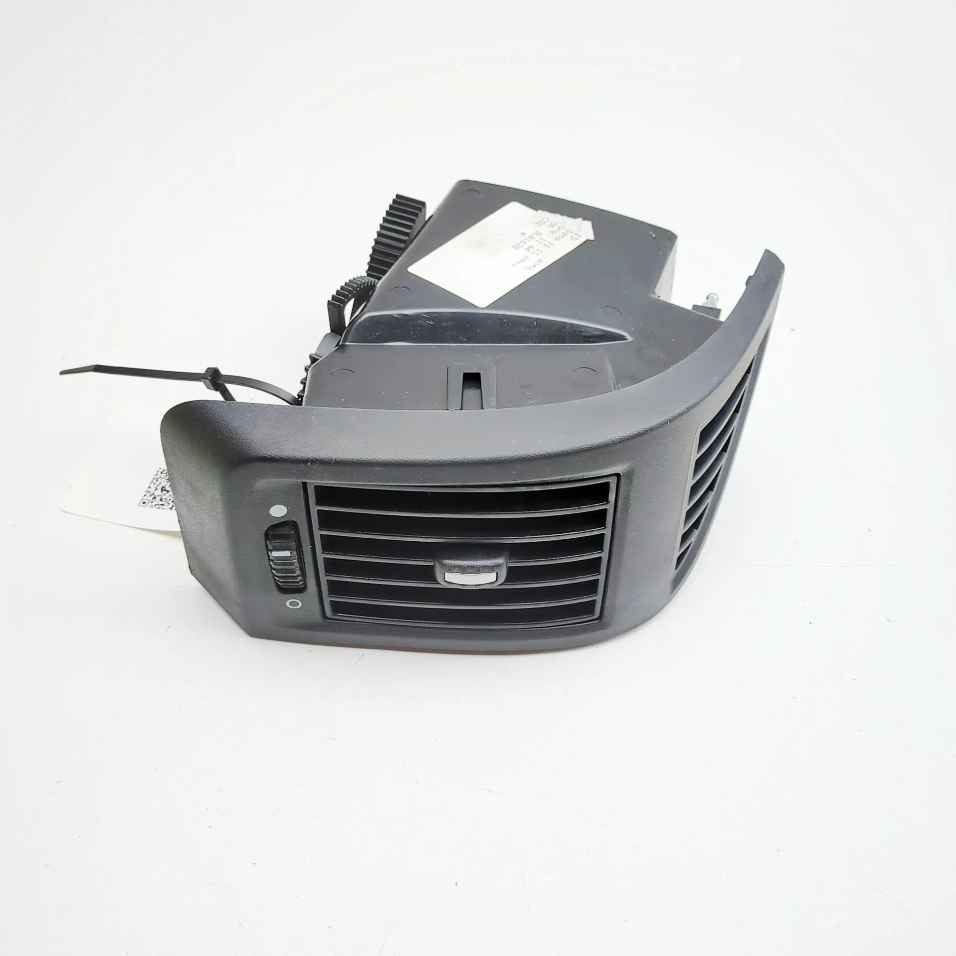 Opel Movano (C) Dashboard Air Vents Dashboard Air Vents — OPEL MOVANO (C Van U9) (2...