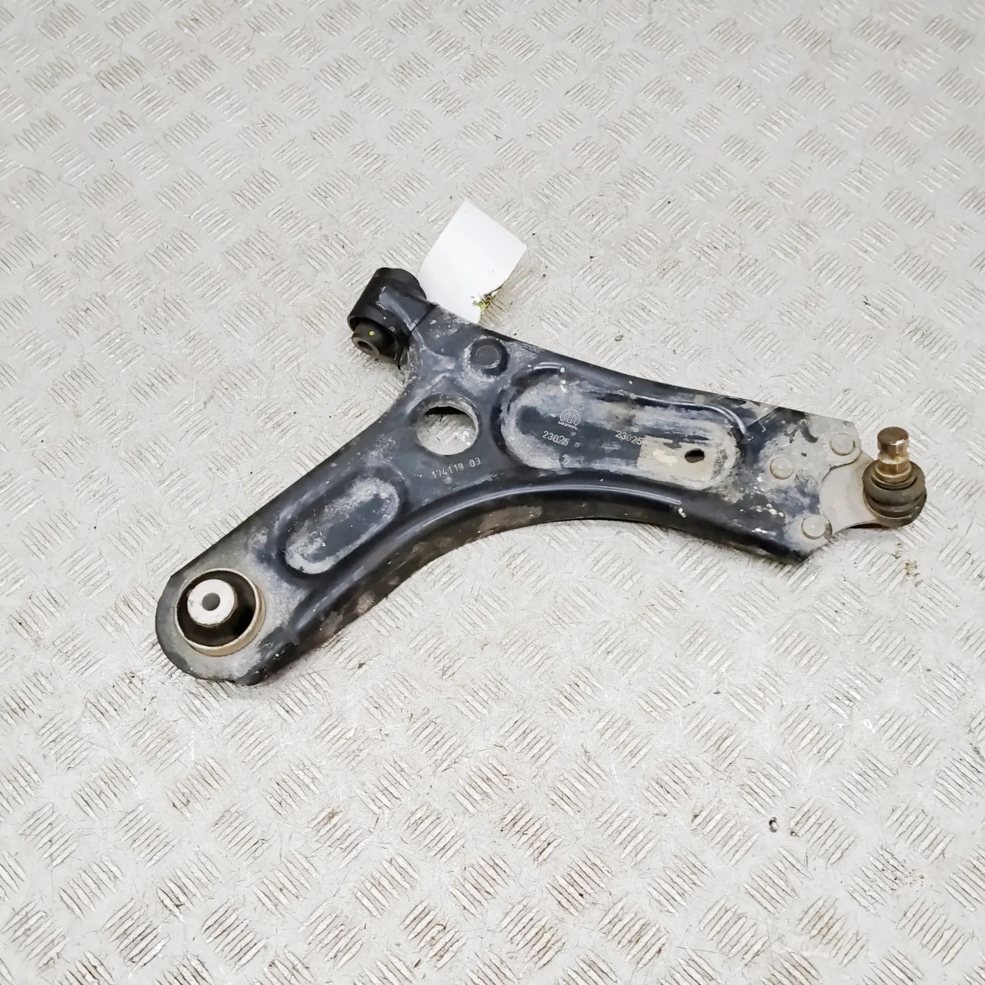 Kia Optima (JF) Front Right Lower Control Arm