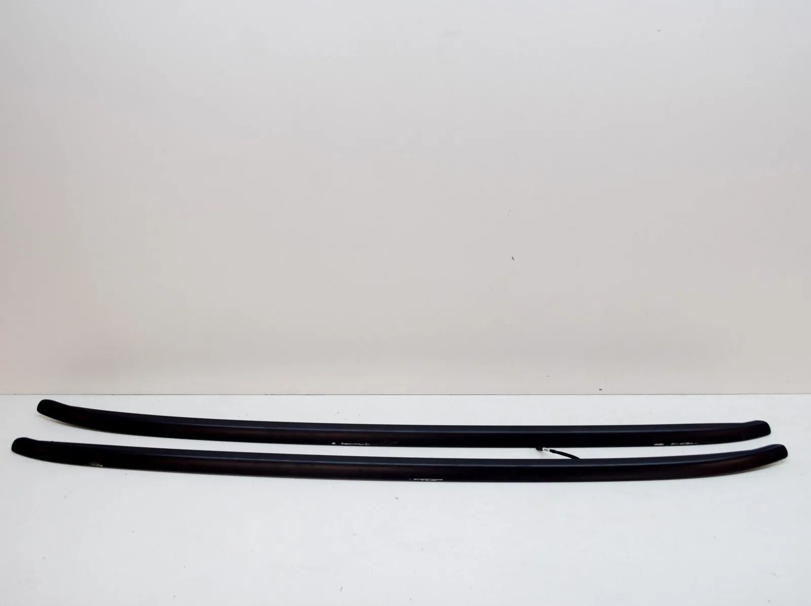 Audi Q5 (8R) Roof Rails Kit Roof Rails Kit — AUDI Q5 (8R) (2008-2017) — 8R0...