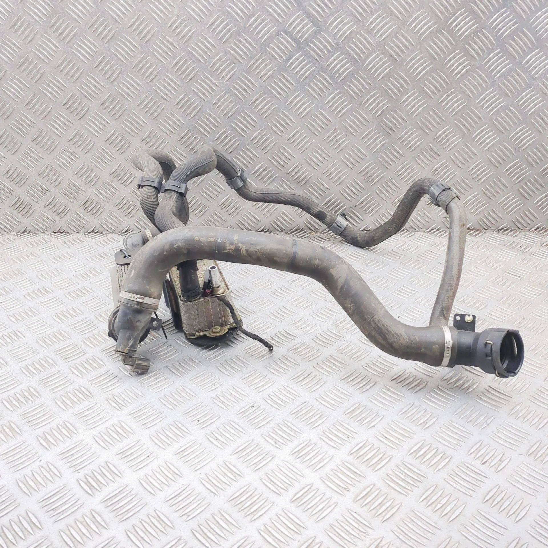 Land Rover Range Rover Velar Gearbox cooling pipe Gearbox cooling pipe — LAND ROVER RANGE ROVER V...