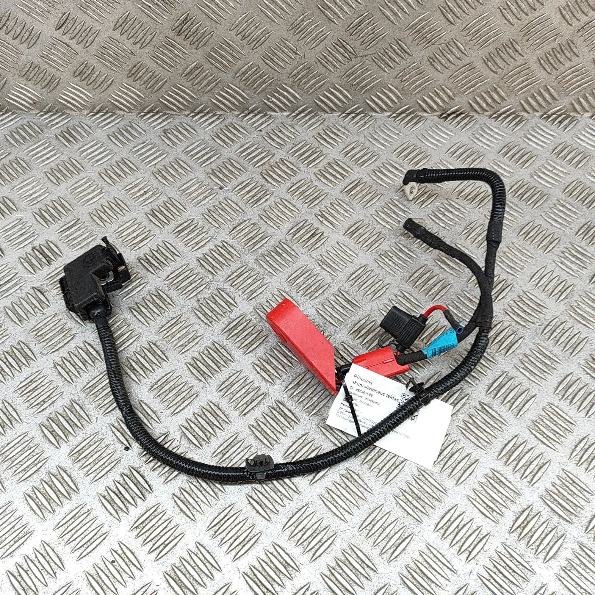 Ssangyong Korando Positive Battery Cable Positive Battery Cable — SSANGYONG KORANDO (C30...