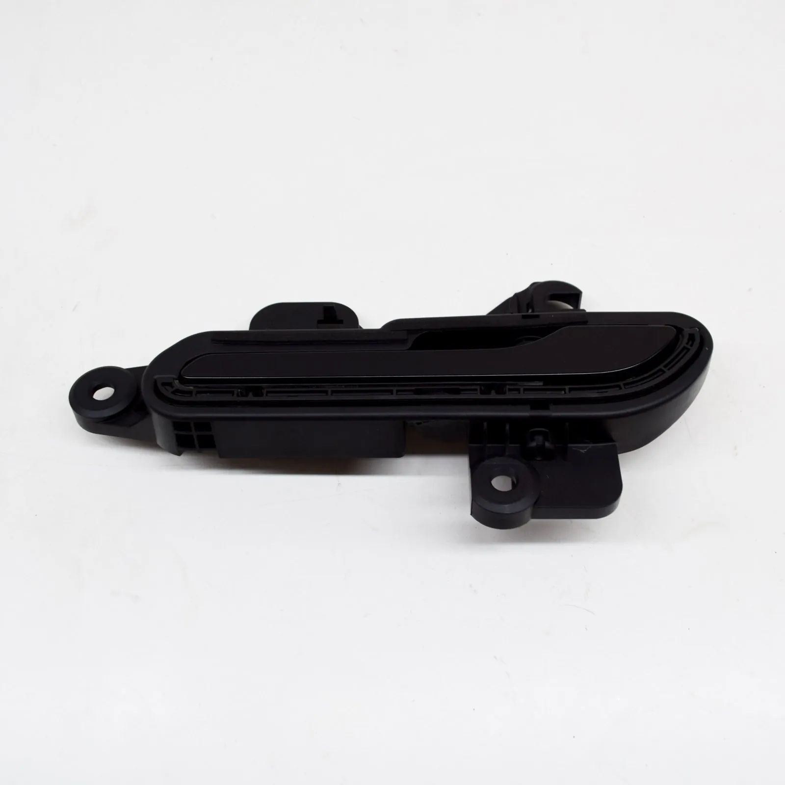 Tesla Model Y Exterior door handle — front left Exterior door handle — front left — TESLA MODEL...