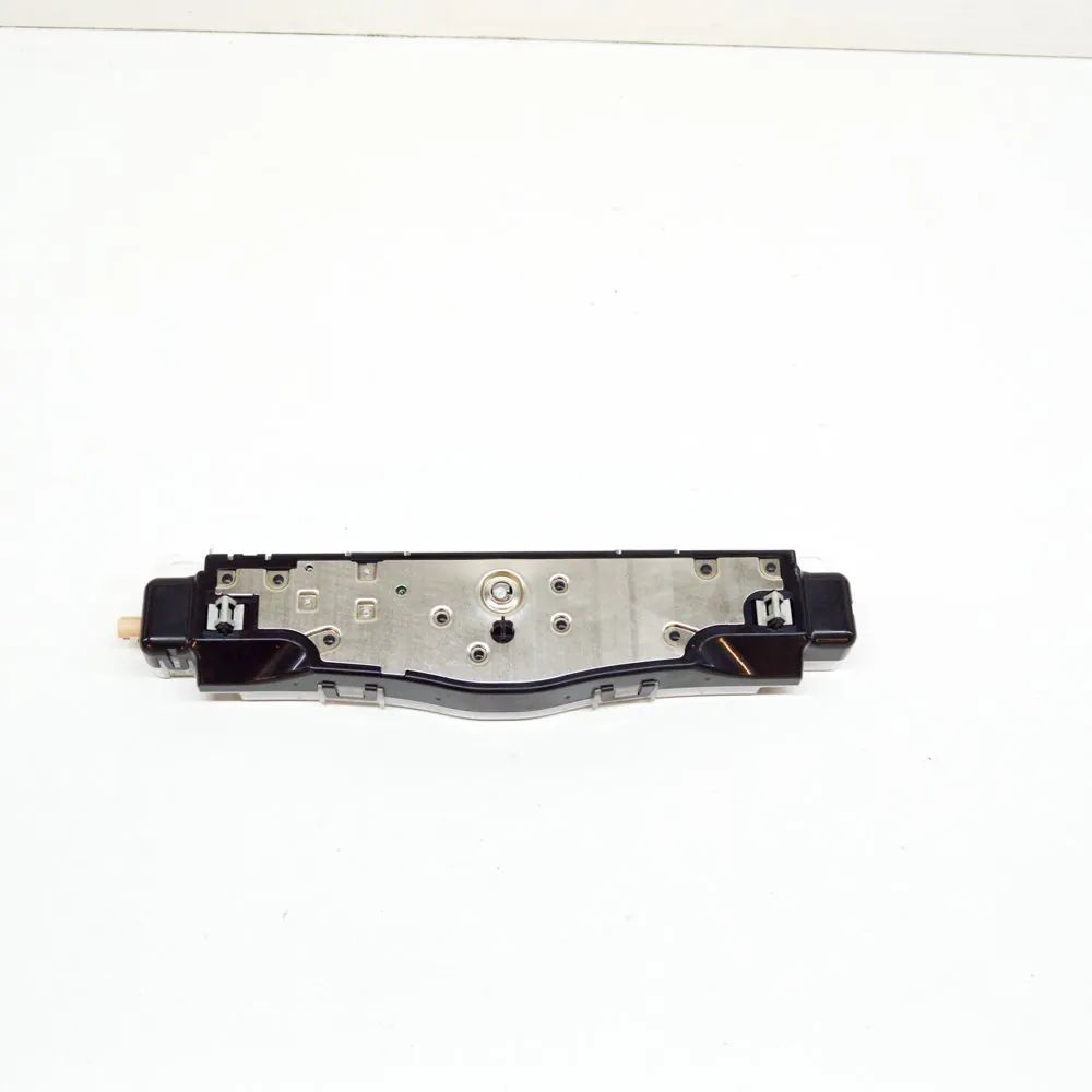 Tesla Model Y antenna Antenna — TESLA MODEL Y (2019-...) — 1507444-00...