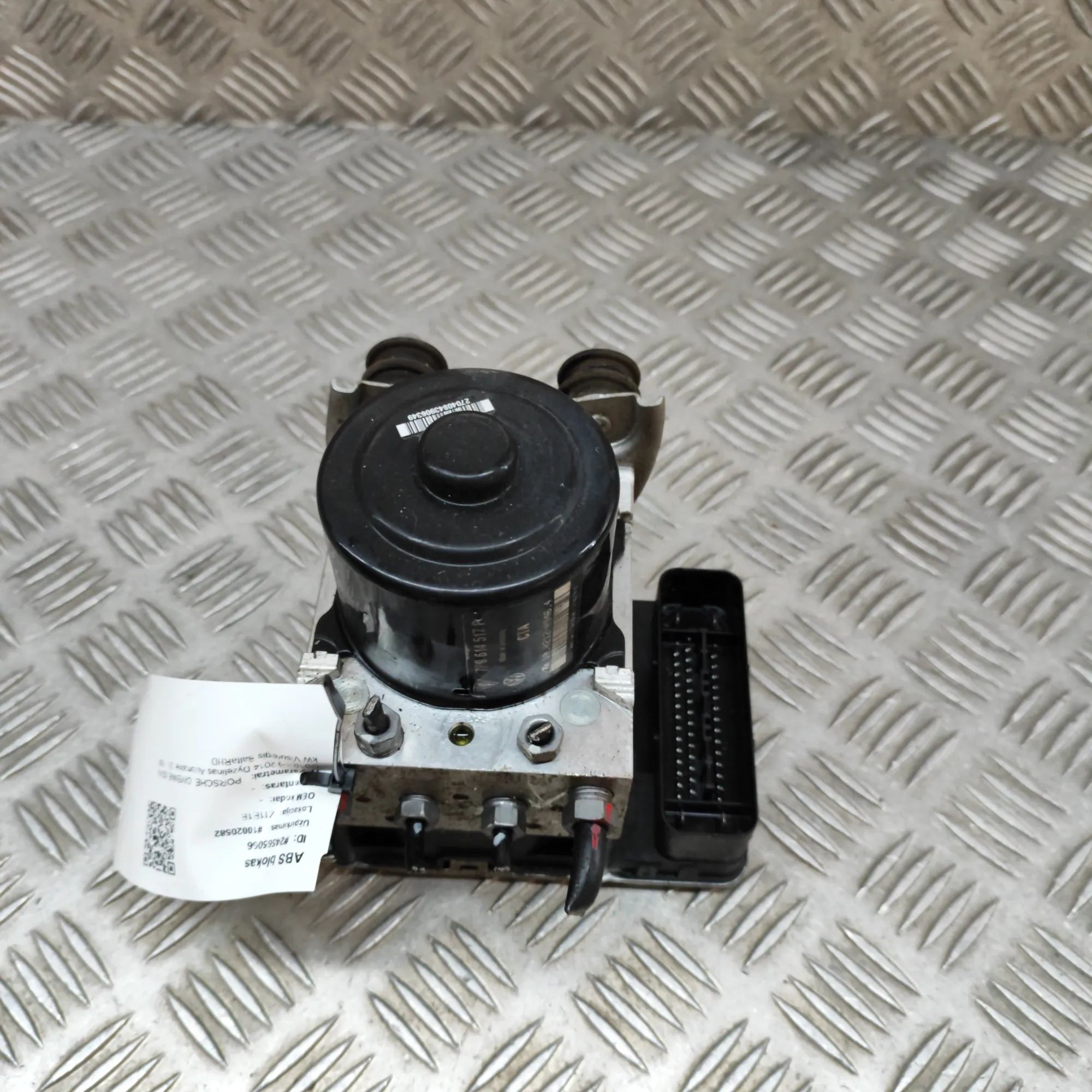 Porsche Cayenne ABS Hydraulipumppu ABS Pump — PORSCHE CAYENNE (92A) (2010-...) — 7...