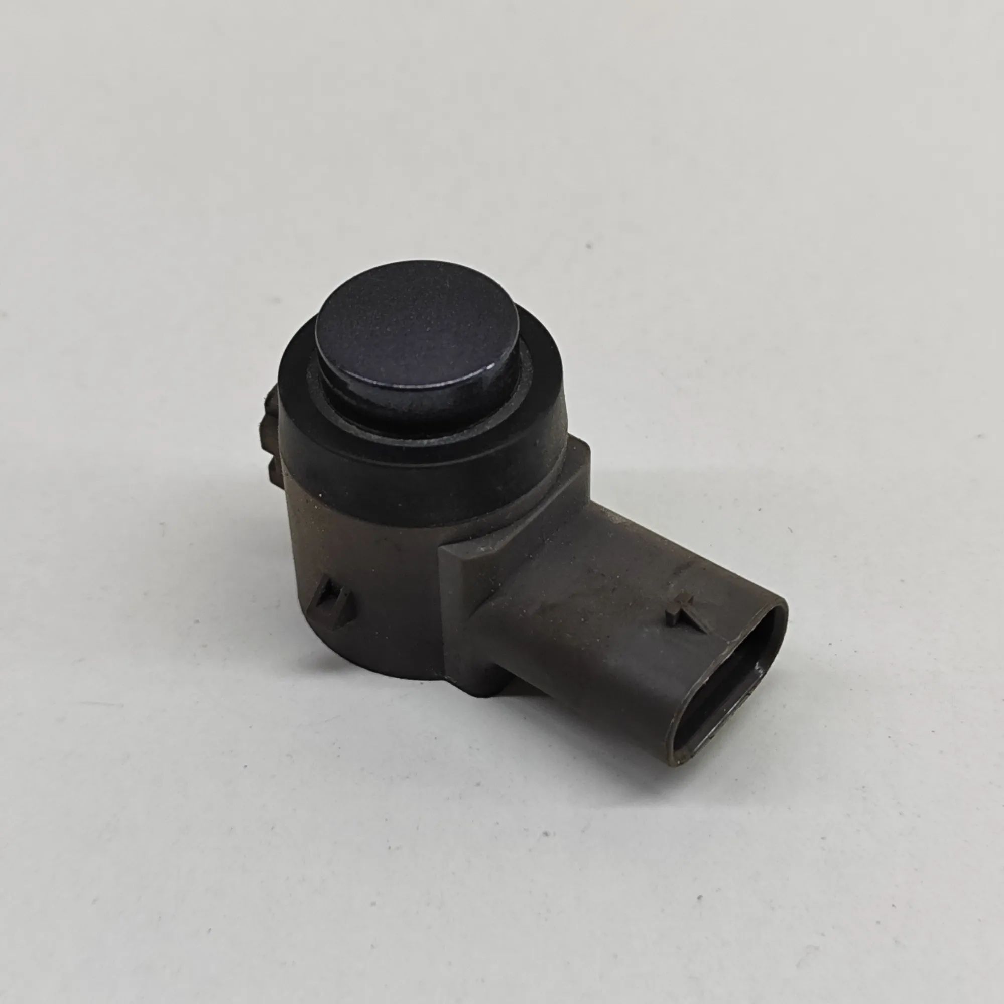 Tesla Model Y Parking sensor — rear Parking sensor — rear — TESLA MODEL Y (2019-......