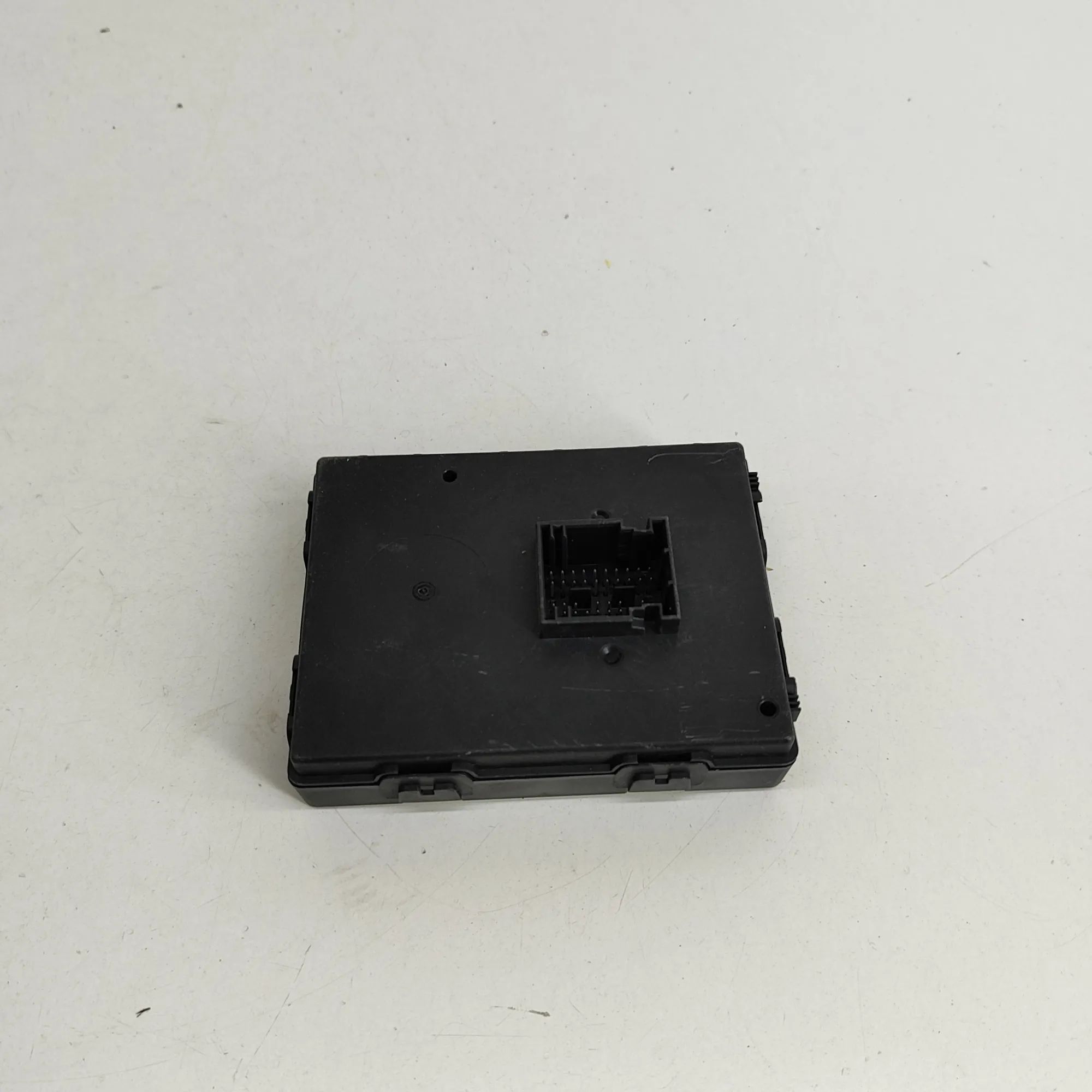 Seat Tarraco Keyless Control Unit Keyless Control Unit — SEAT TARRACO (KN2) (2018...