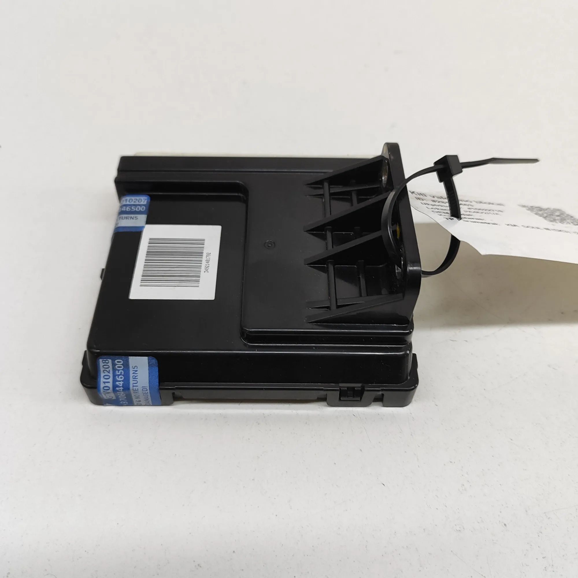 Kia Soul Power Distribution Unit Power distribution unit — KIA SOUL (III SK3) (2...