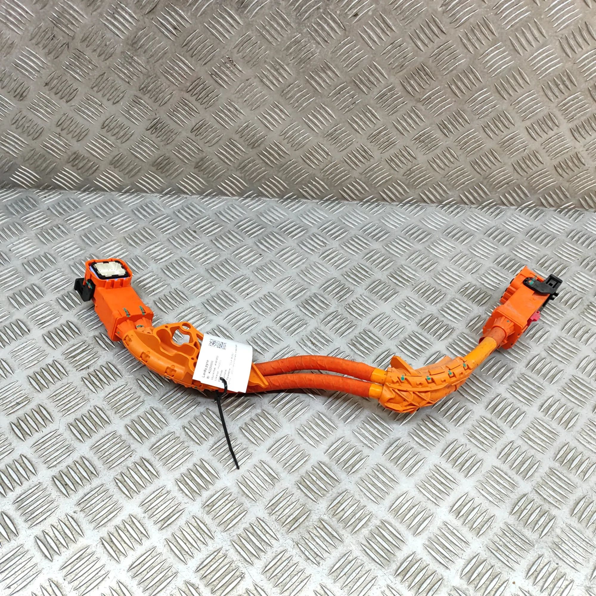 Tesla Model Y Wiring harness Wiring harness — TESLA MODEL Y (2019-...) — 110...