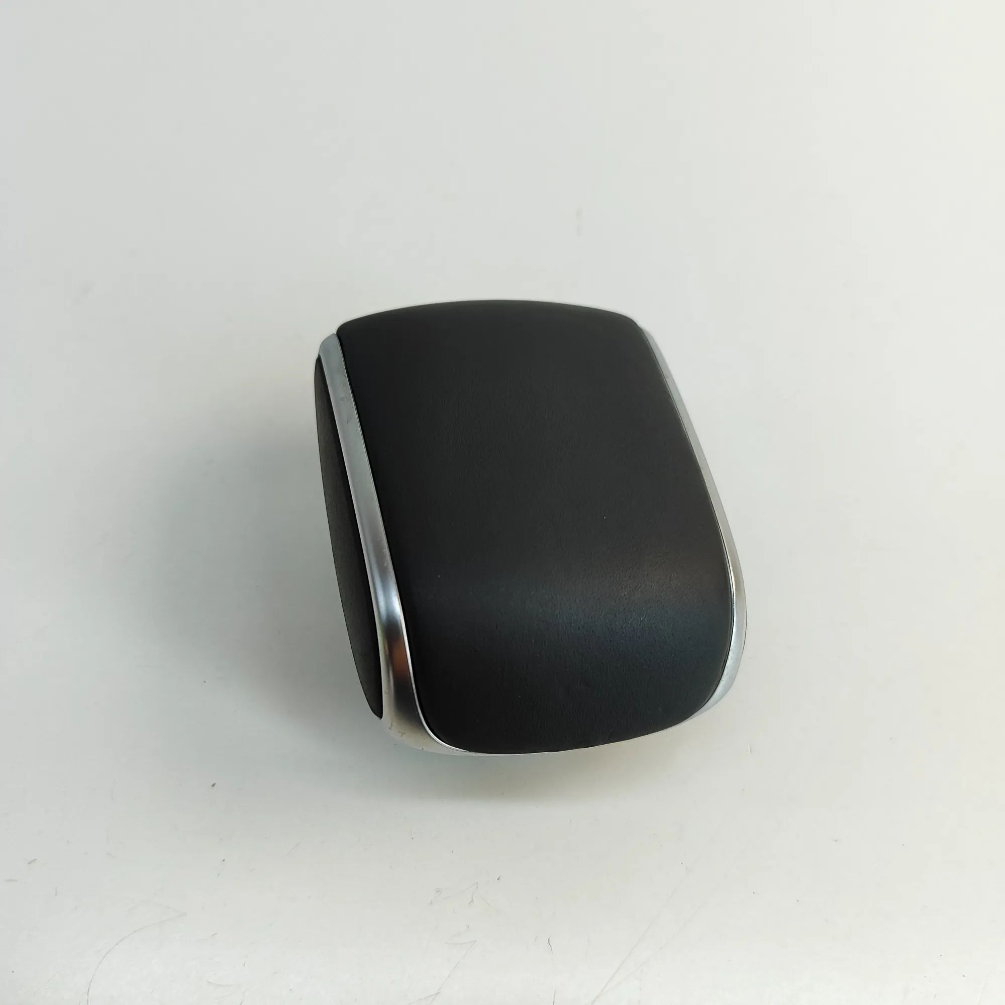 Mercedes-Benz GLS (X167) Centre console trim Centre console trim — MERCEDES BENZ GLS (X167) ...