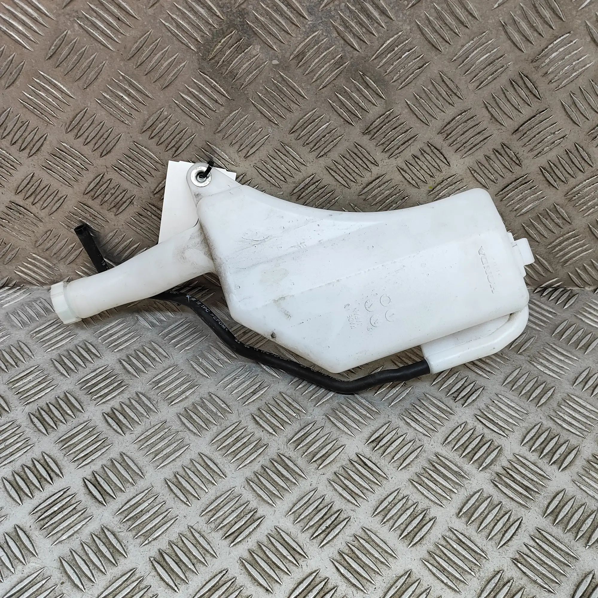 Honda CR-V Expansion Tank Expansion tank — HONDA CR-V (V RW) (2017-...) —...