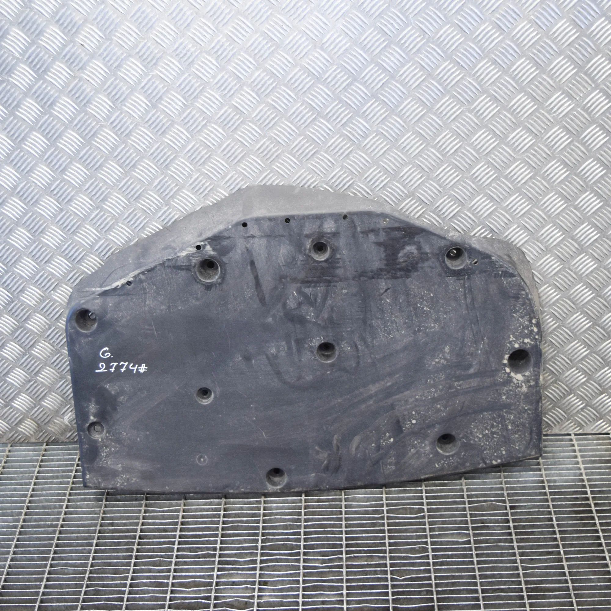 Maserati Ghibli Крышка двигателя (пластик) Engine cover — MASERATI GHIBLI (M157) (2013-......
