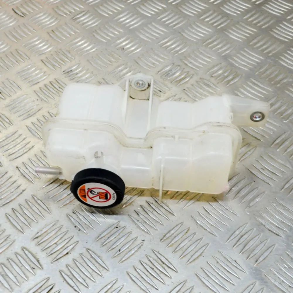 Lexus RX Expansion Tank Expansion tank — LEXUS RX (_L2_) (2015-...)

Ge...