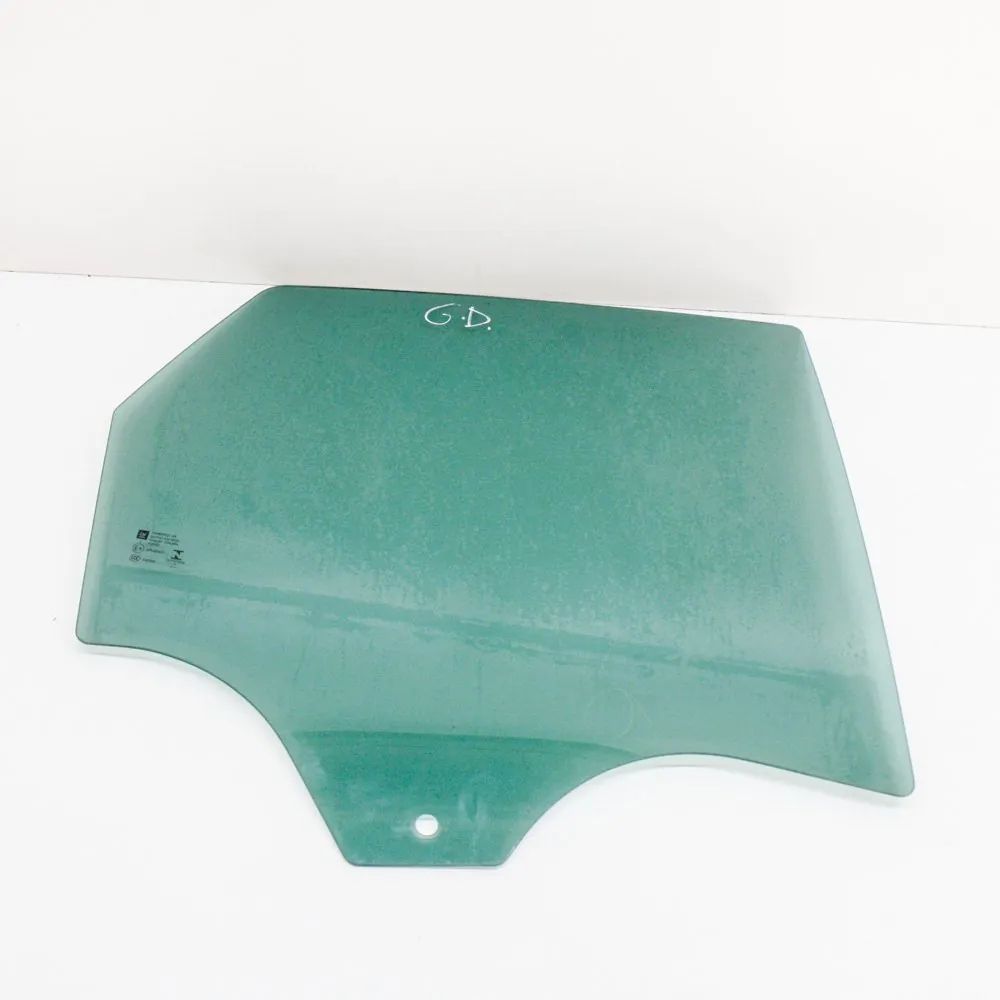 Opel Crossland X Right rear door window Right rear door window — OPEL CROSSLAND (X P17)...