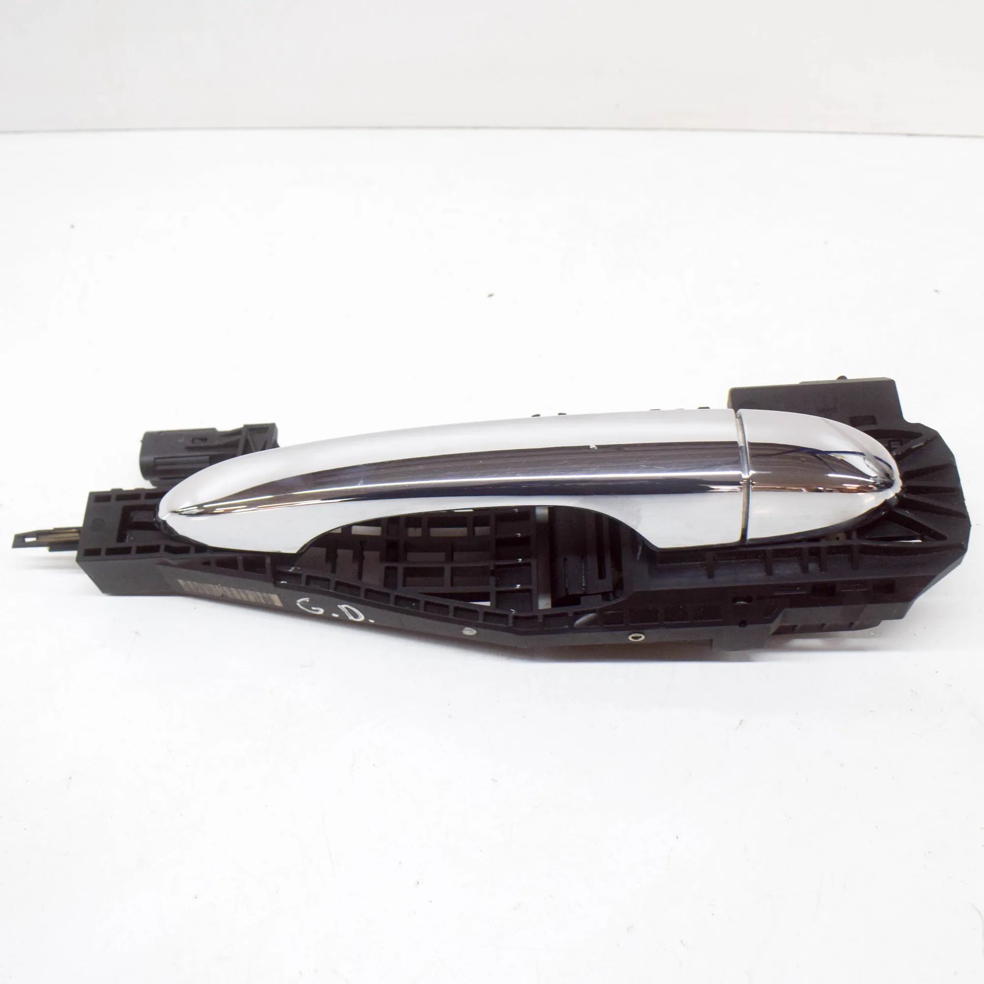 Maserati Ghibli Exterior door handle — rear right Exterior door handle — rear right — MASERATI GH...