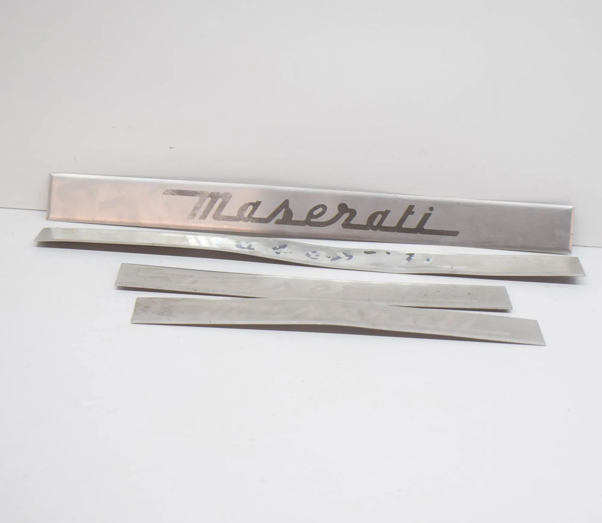 Maserati Quattroporte Door Sill Trim Kit Door Sill Trim Kit — MASERATI QUATTROPORTE (VI)...