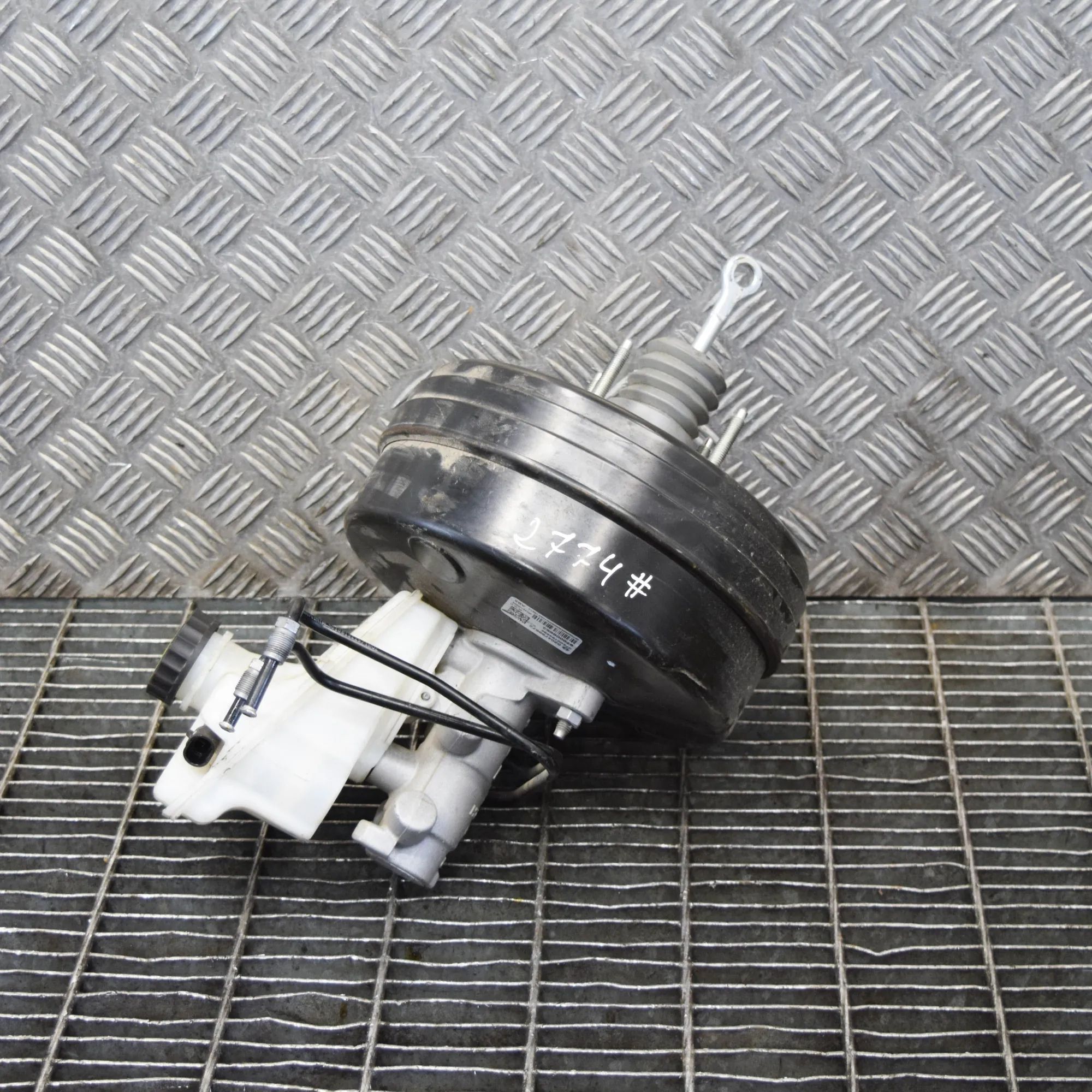 Maserati Ghibli Brake Servo Booster Brake Servo Booster — MASERATI GHIBLI (M157) (2...