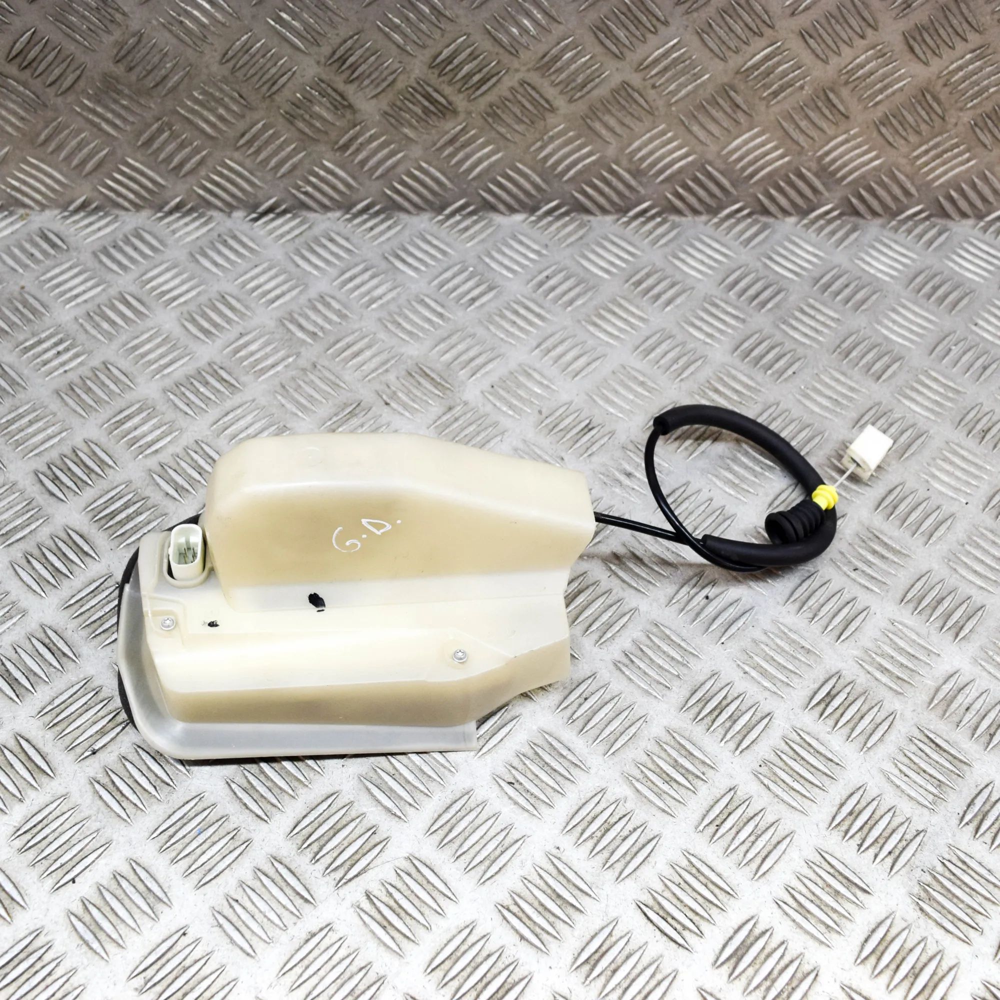 Tesla Model Y Door lock — rear right Door lock — rear right — TESLA MODEL Y (2019-.....