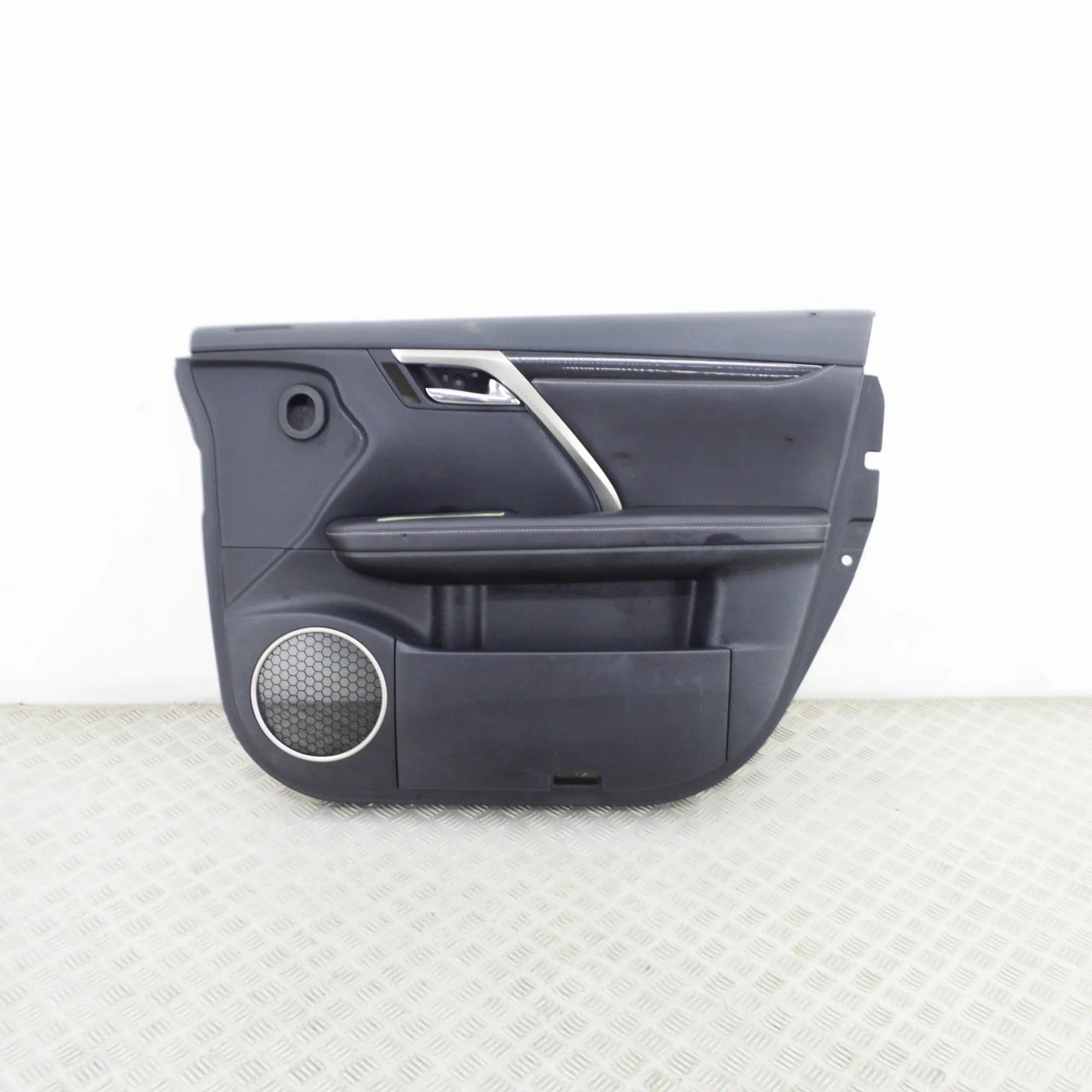 Lexus RX Front Right Door Panel Front Right Door Panel — LEXUS RX (_L2_) (2015-...