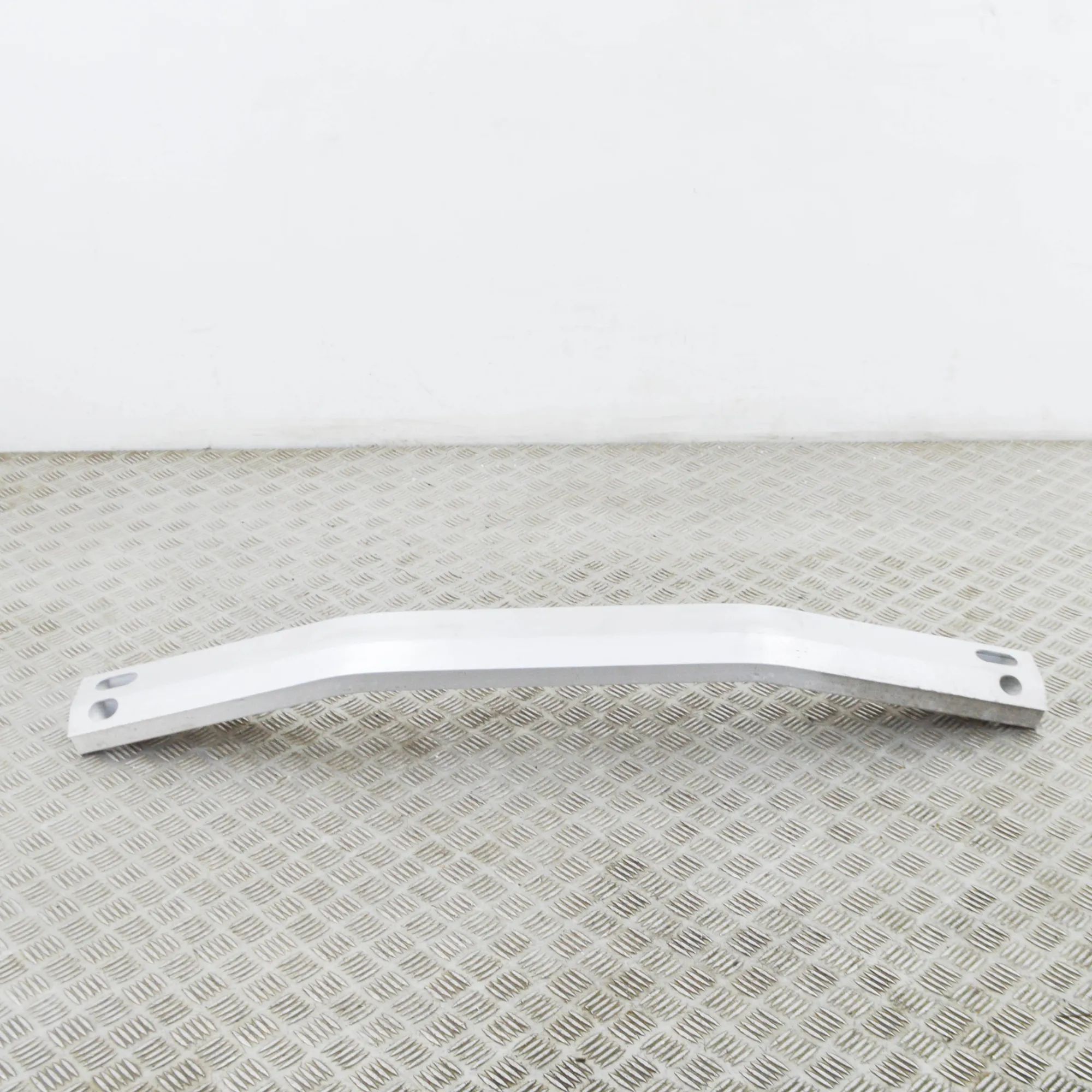 Lexus RX Rear Crash Reinforcement Bar Rear Crash Reinforcement Bar — LEXUS RX (_L2_) ...