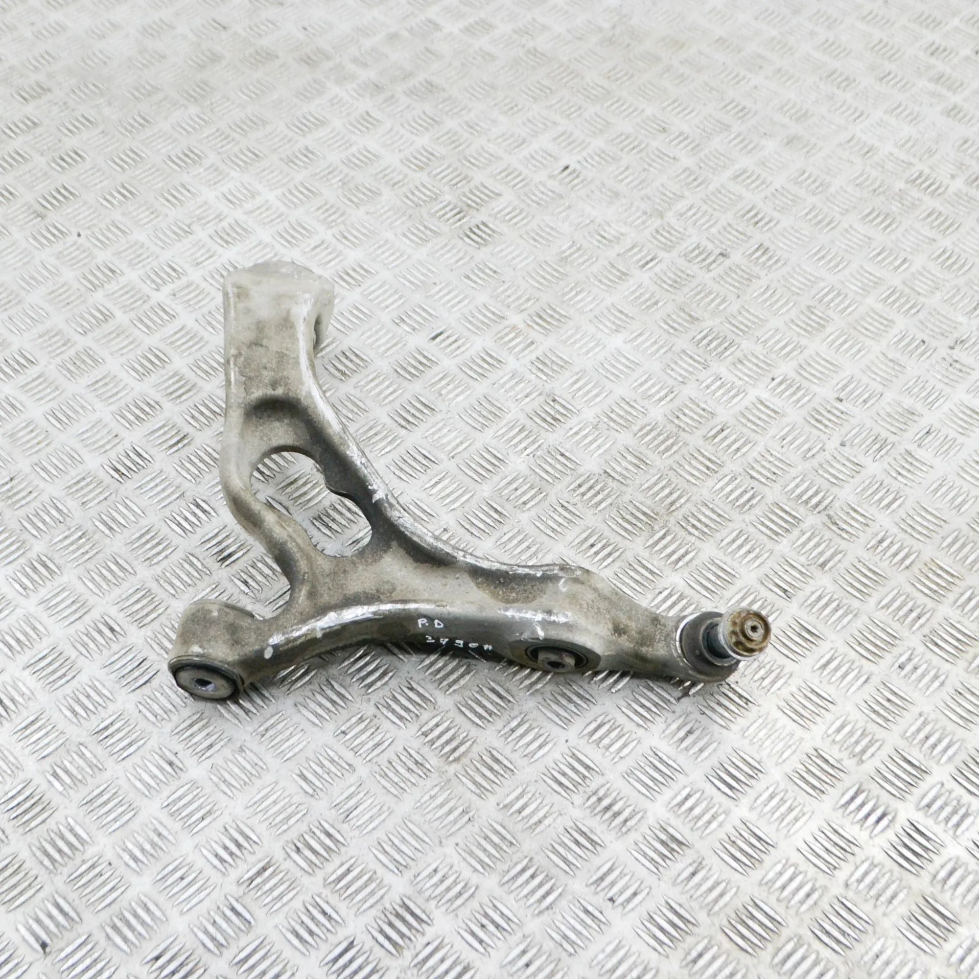Porsche Cayenne Front Right Lower Control Arm Front Right Lower Control Arm — PORSCHE CAYENNE...