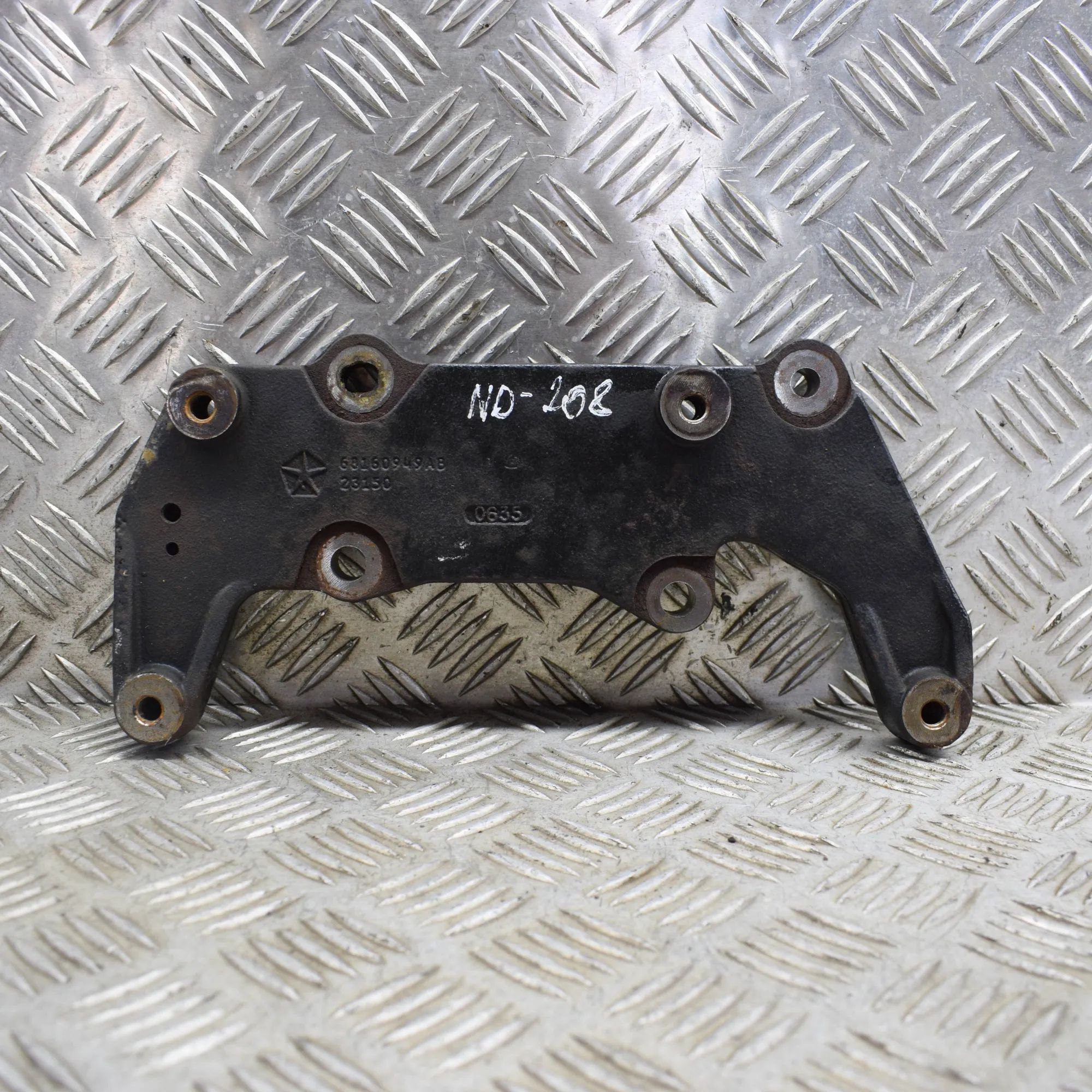 Dodge Ram Gearbox Mount Bracket Gearbox Mount Bracket — DODGE RAM (1500 Pick-up...