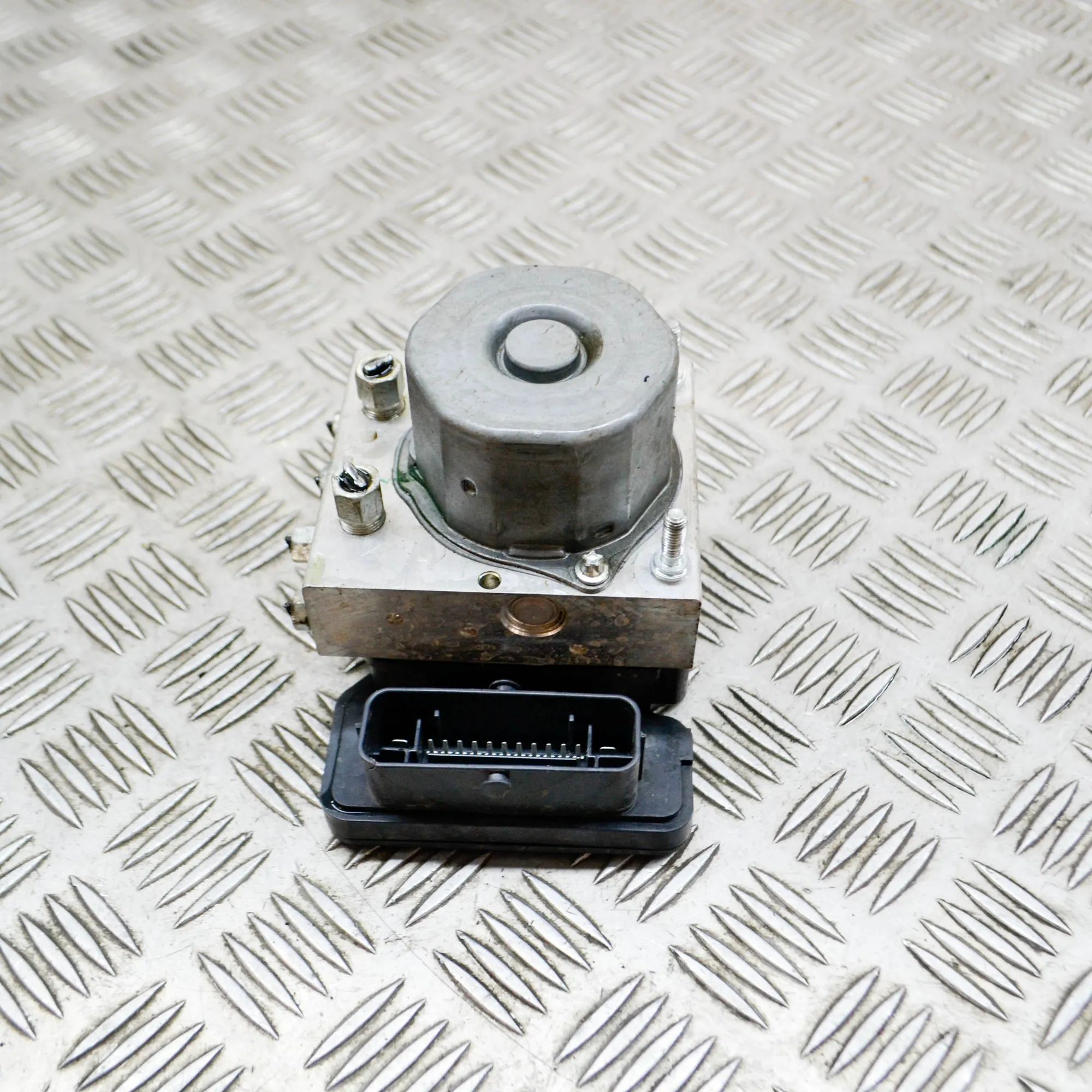 Nissan Qashqai (J11) ABS hydraulic pump ABS Pump — NISSAN QASHQAI (II J11, J11_) (2013-...