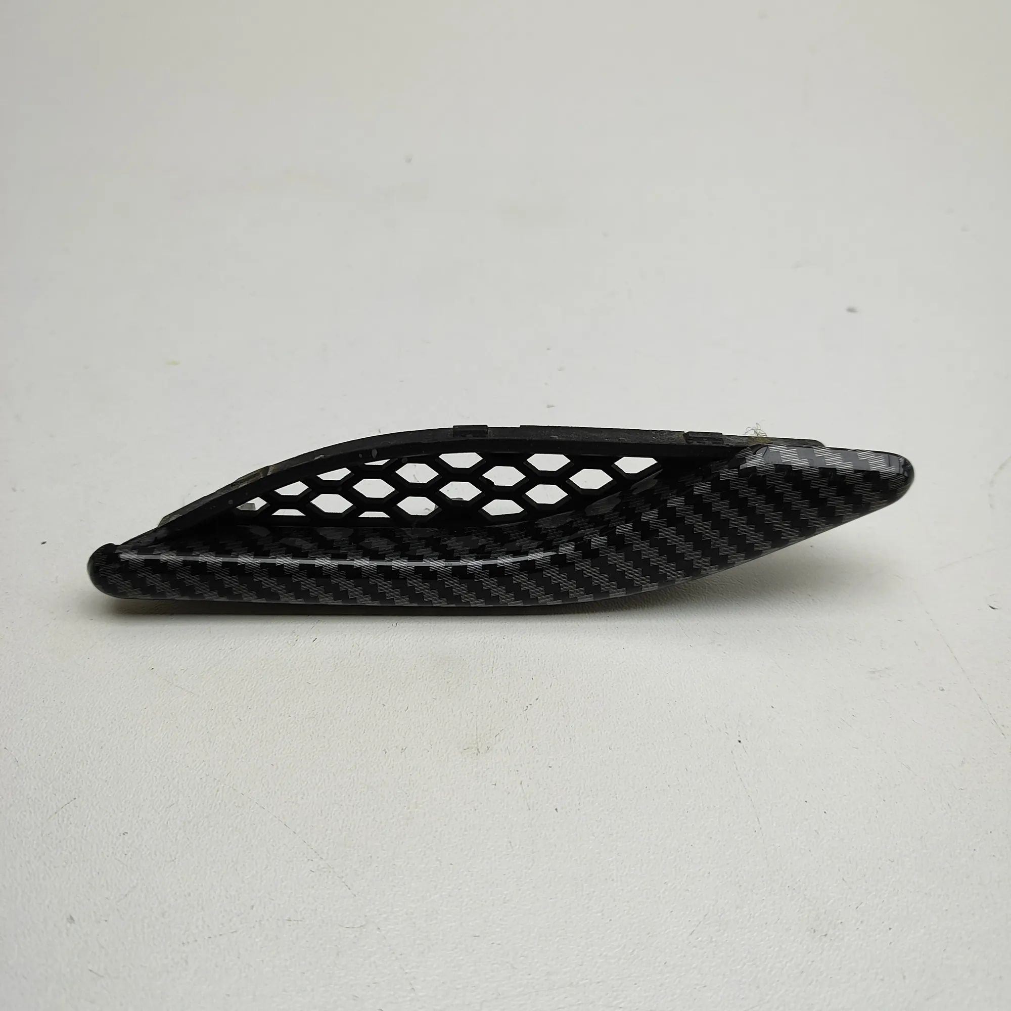 Maserati Ghibli Fender moulding — front right Fender moulding — front right — MASERATI GHIBLI...