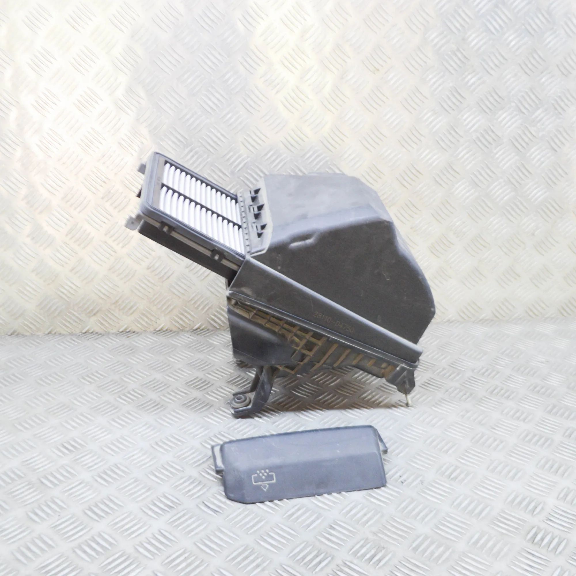 Kia Optima (JF) Air filter box