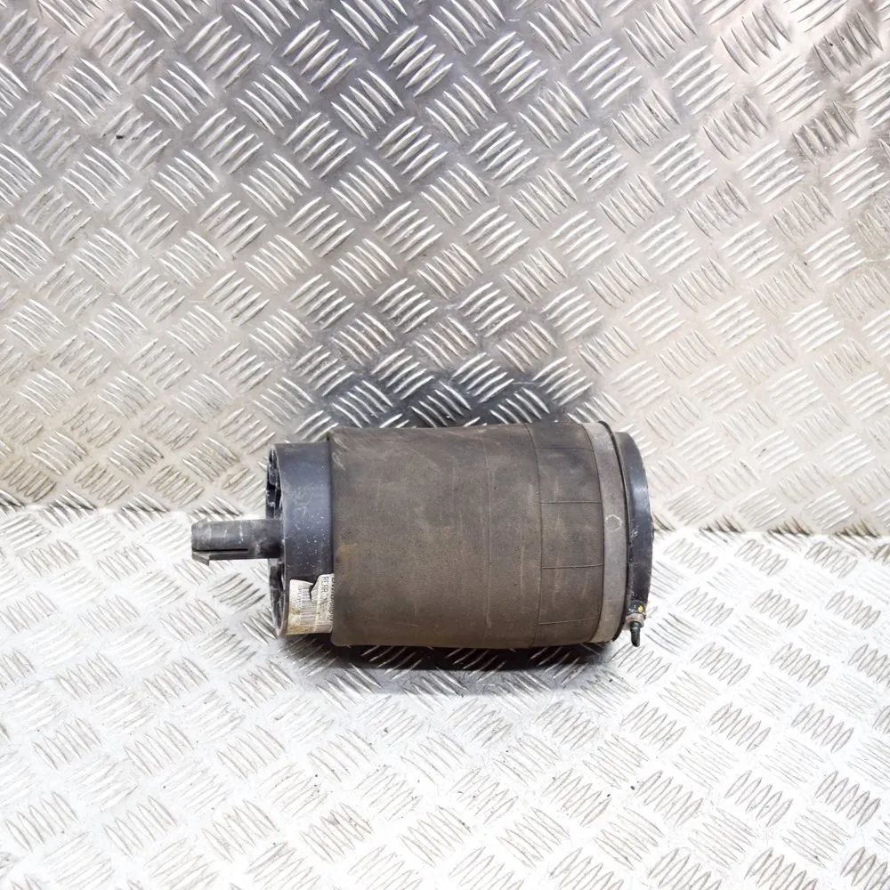 Land Rover Range Rover Sport (L494) Rear Right Air Suspension Spring Bag Rear Right Air Suspension Spring Bag — LAND ROV...