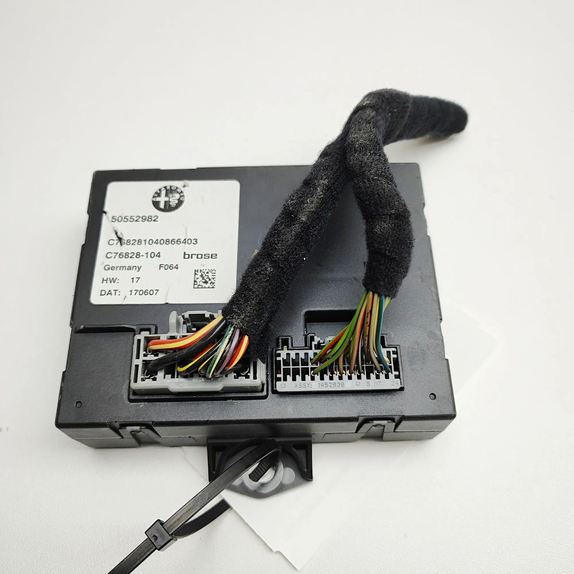 Alfa-Romeo Stelvio Comfort Control Unit Comfort Control Unit — ALFA ROMEO STELVIO (949_...