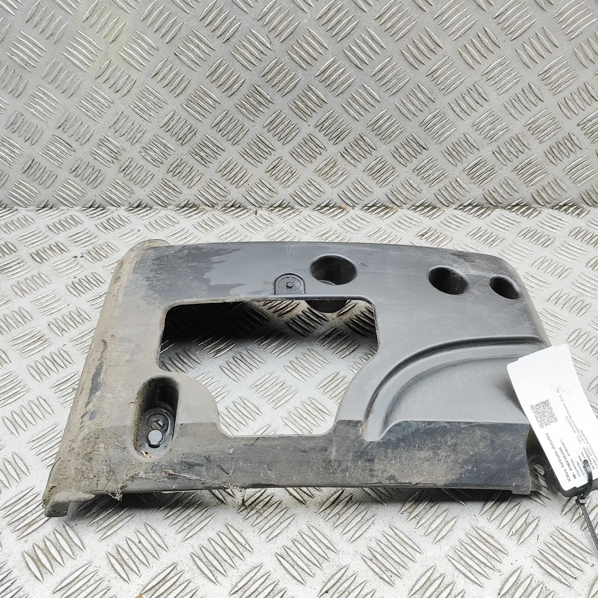 Opel Movano (B) Rear Right Bumper Bracket Rear Right Bumper Bracket — OPEL MOVANO (B Van)...