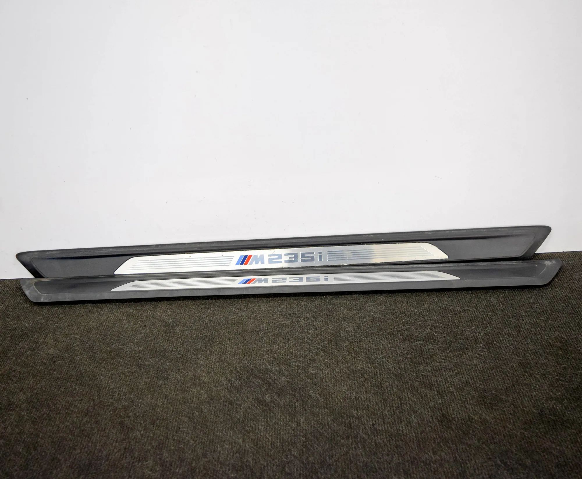 BMW 2 (F22 / F23) Door Sill Trim Kit Door Sill Trim Kit — BMW 2 SERIES COUPE (F22, F...