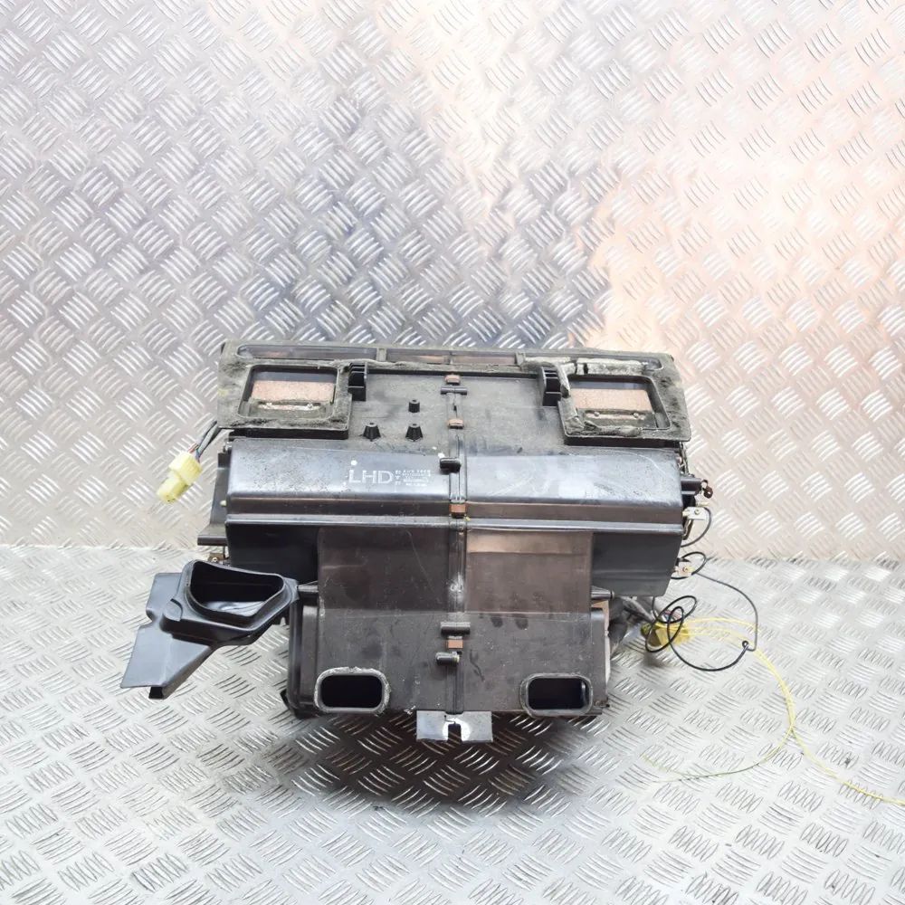 Land Rover Discovery Interior Heater Interior Heater — LAND ROVER DISCOVERY (II L318...