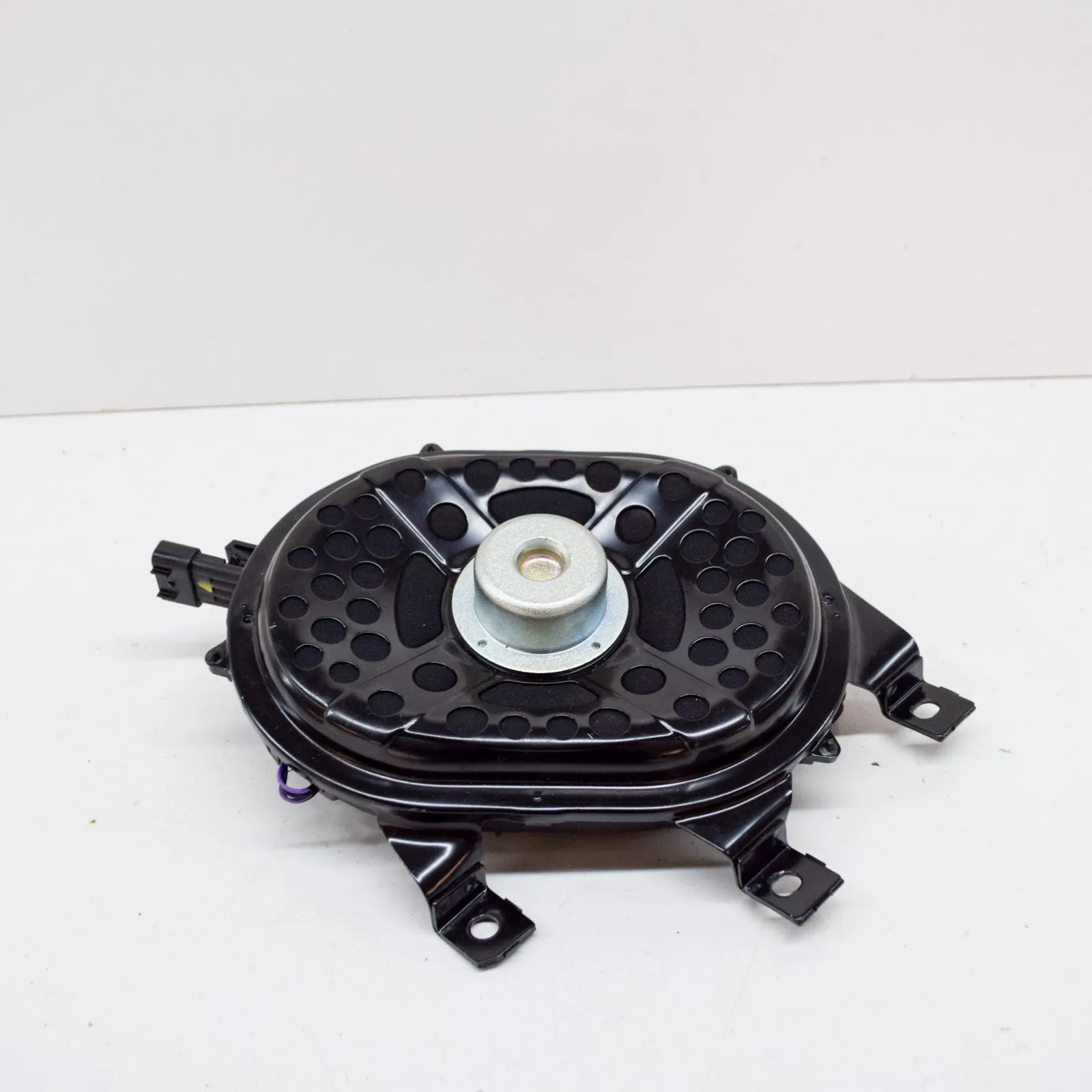 Land Rover Range Rover Sport (L494) Bassokaiuttimen Subwoofer — LAND ROVER RANGE ROVER SPORT (II L4...