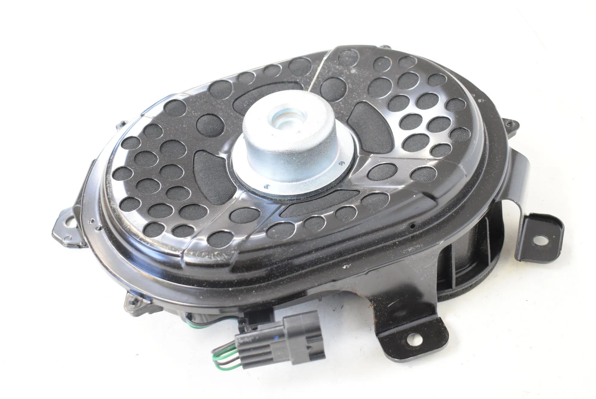 Land Rover Range Rover Velar Subwoofer Subwoofer — LAND ROVER RANGE ROVER VELAR (L560)...