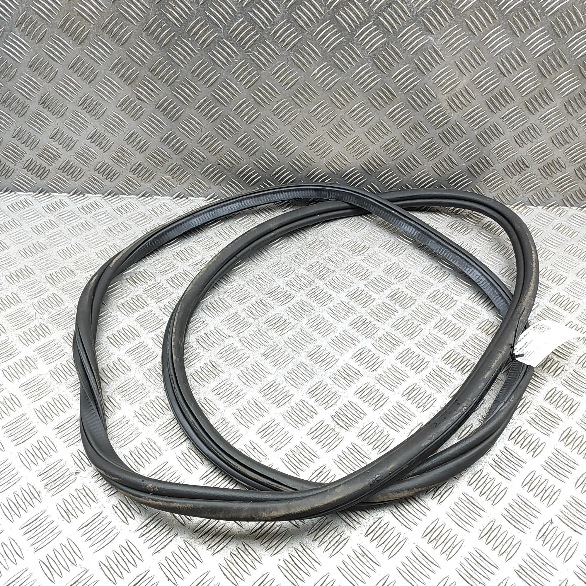 BMW X5 (G05) Door rubber seal — rear right Door rubber seal — rear right — BMW X5 (G05) (2...