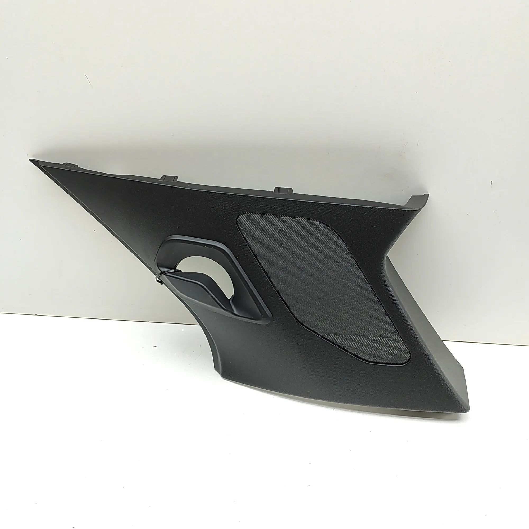 BMW X5 (G05) Right Side Pillar Trim Right Side Pillar Trim — BMW X5 (G05) (2018-......