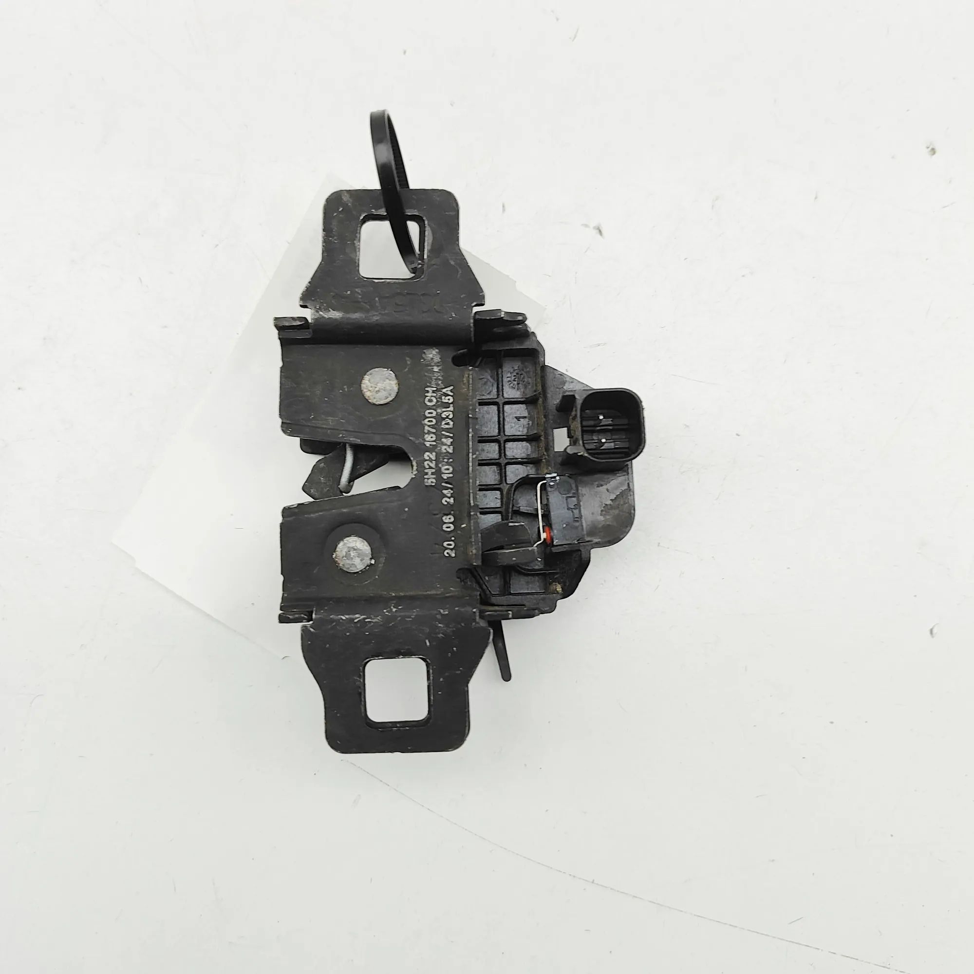 Land Rover Defender Bonnet lock — right Bonnet lock — right — LAND ROVER DEFENDER (Stat...