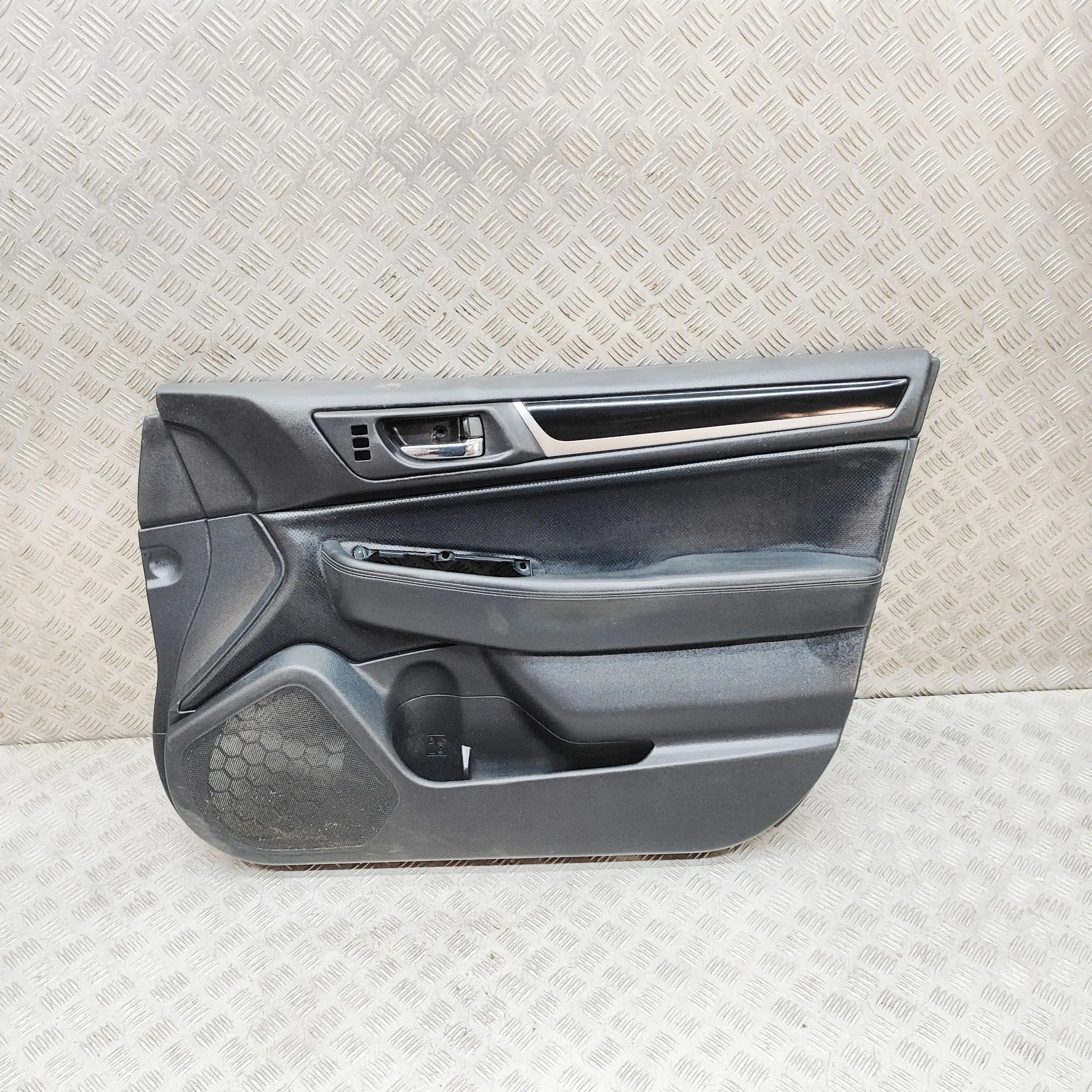 Subaru Outback Front Right Door Panel Front Right Door Panel — SUBARU OUTBACK (BS) (2...