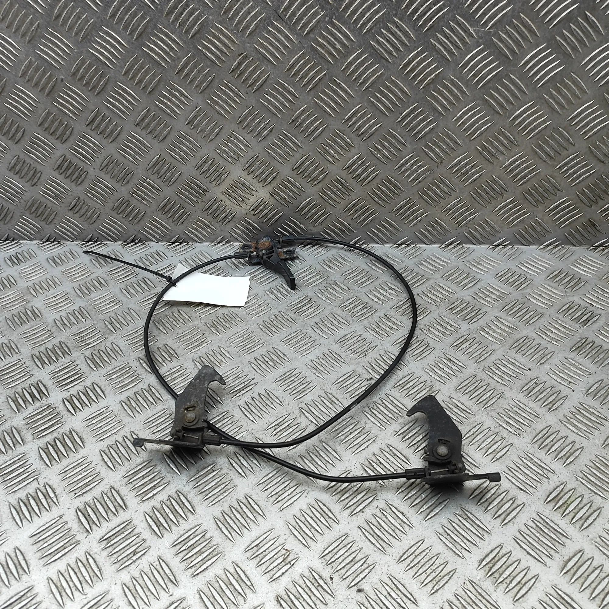 Jaguar XE Bonnet safety catch Bonnet safety catch — JAGUAR XE (X760) (2015-.....