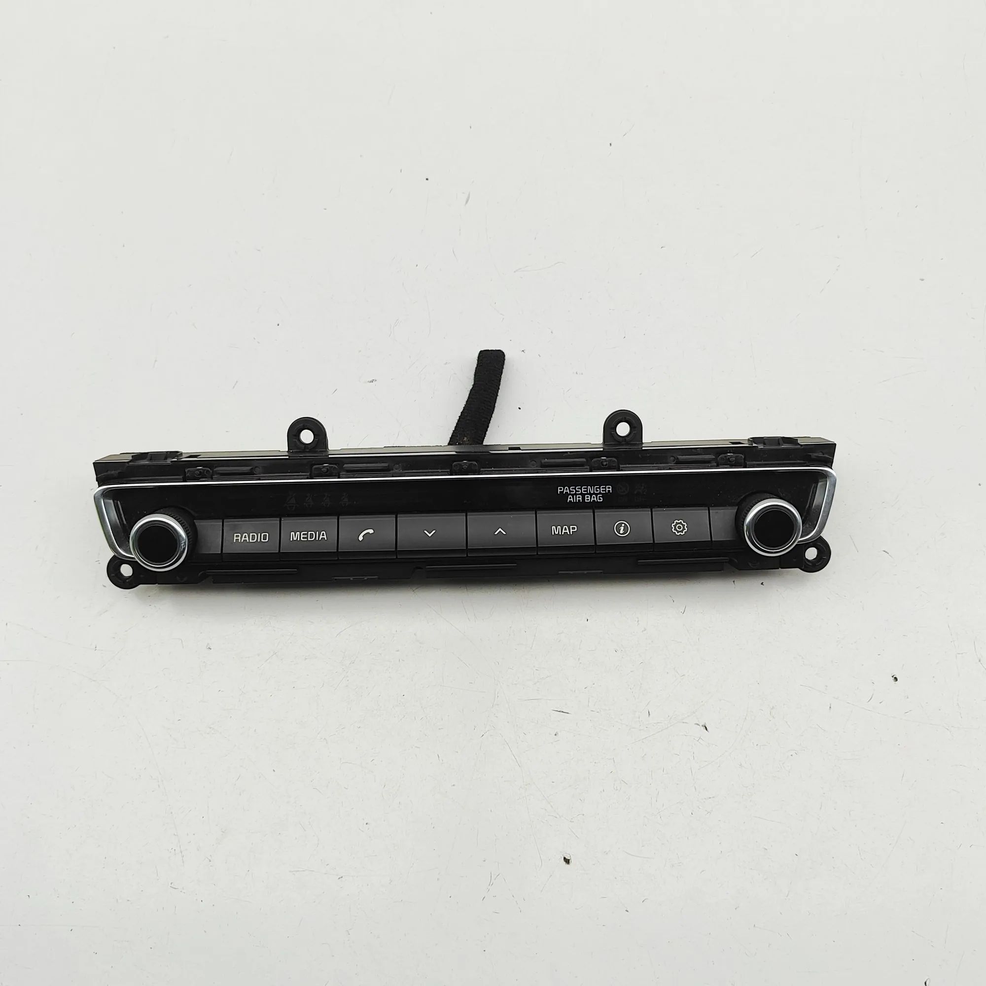 Kia Optima (JF) Audio player buttons