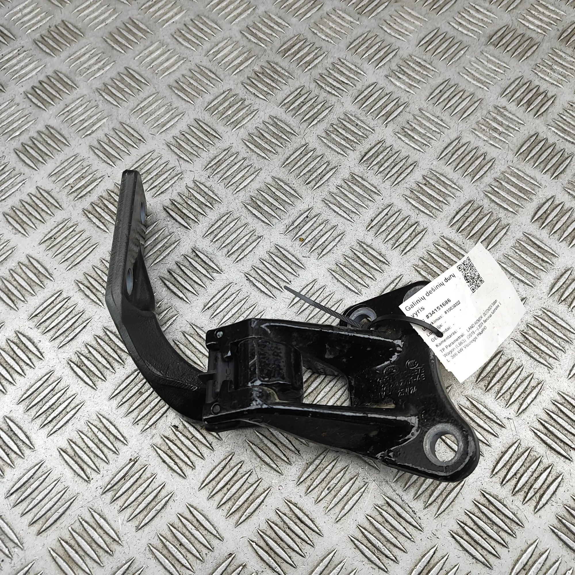 Land Rover Defender Right Side Bootlid Hinge Right Side Bootlid Hinge — LAND ROVER DEFENDER ...