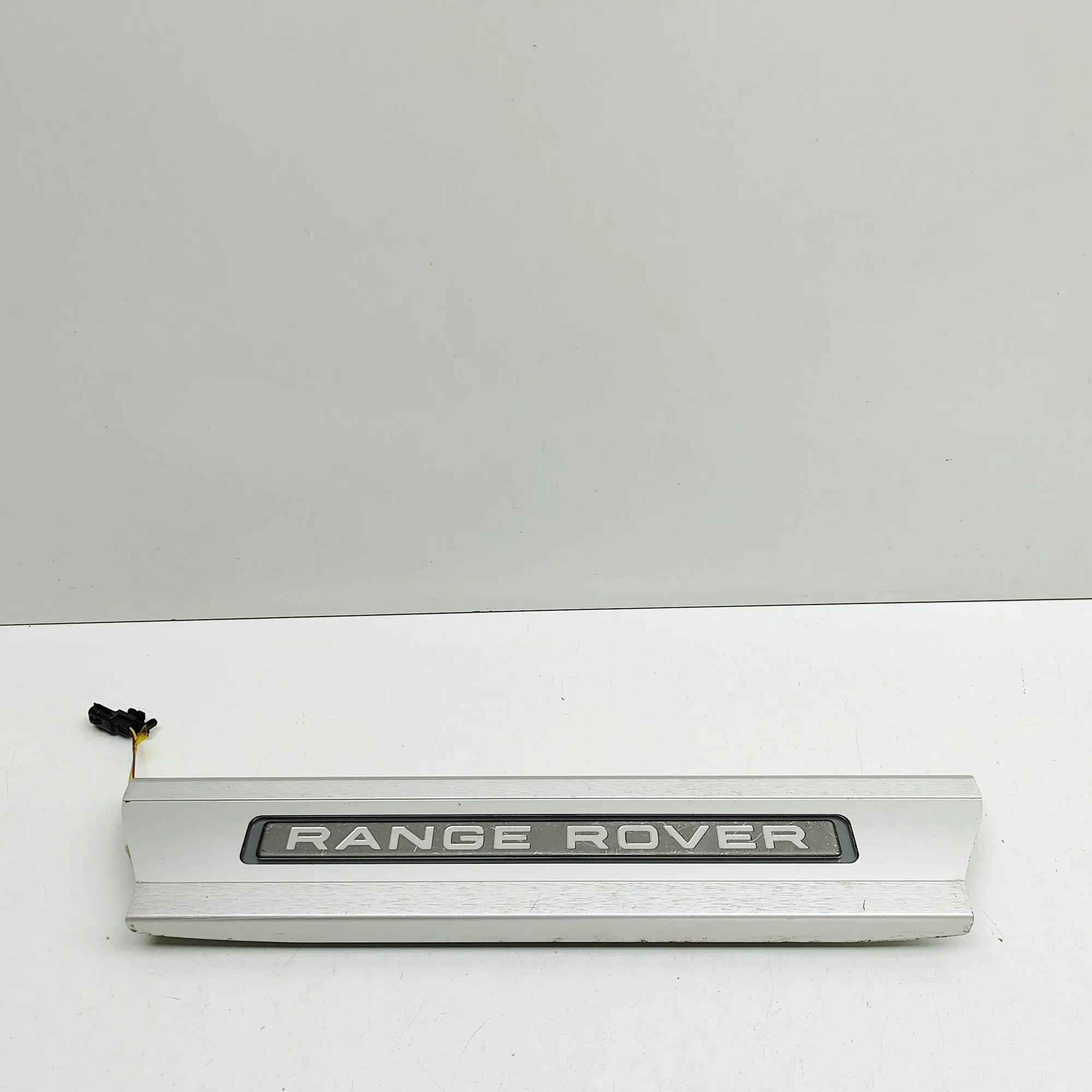 Land Rover Range Rover Sport (L494) Sill trim — front right Sill trim — front right — LAND ROVER RANGE ROVE...