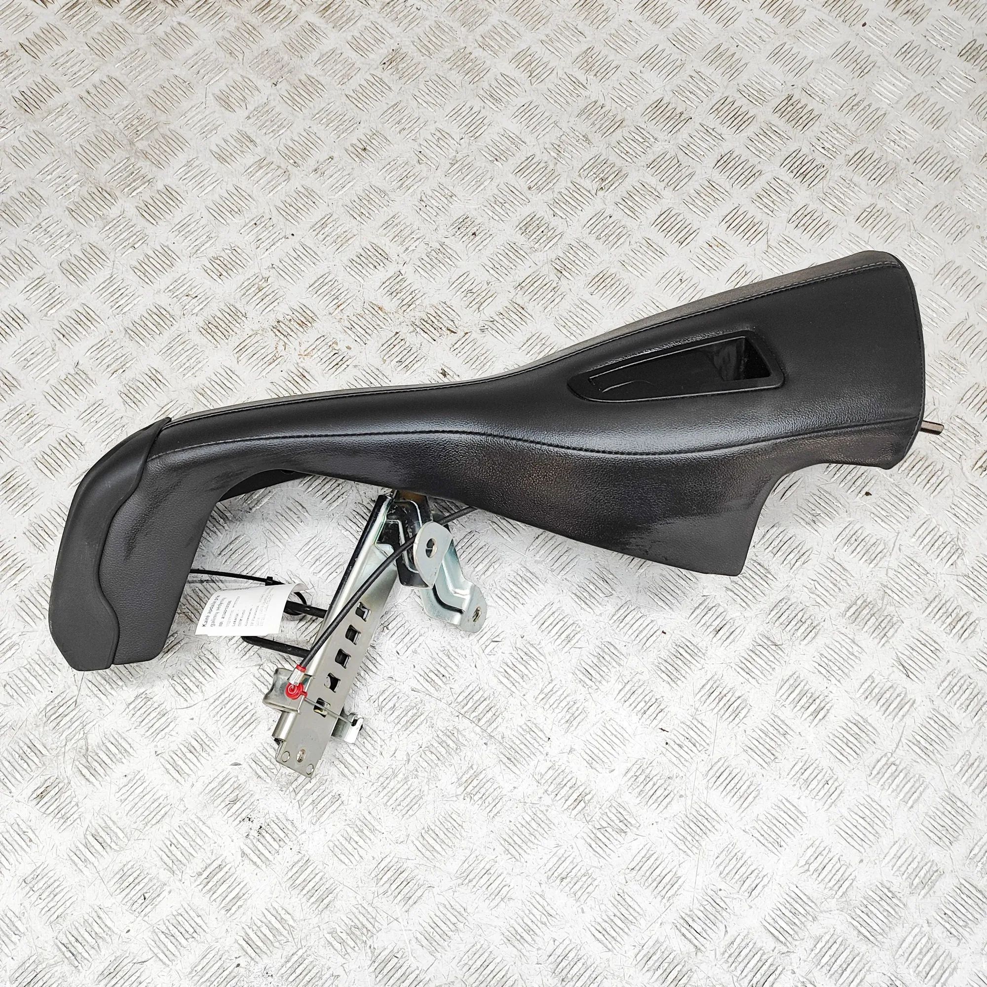 Subaru Outback Rear Left Seat Trim Rear Left Seat Trim — SUBARU OUTBACK (BS) (2014...